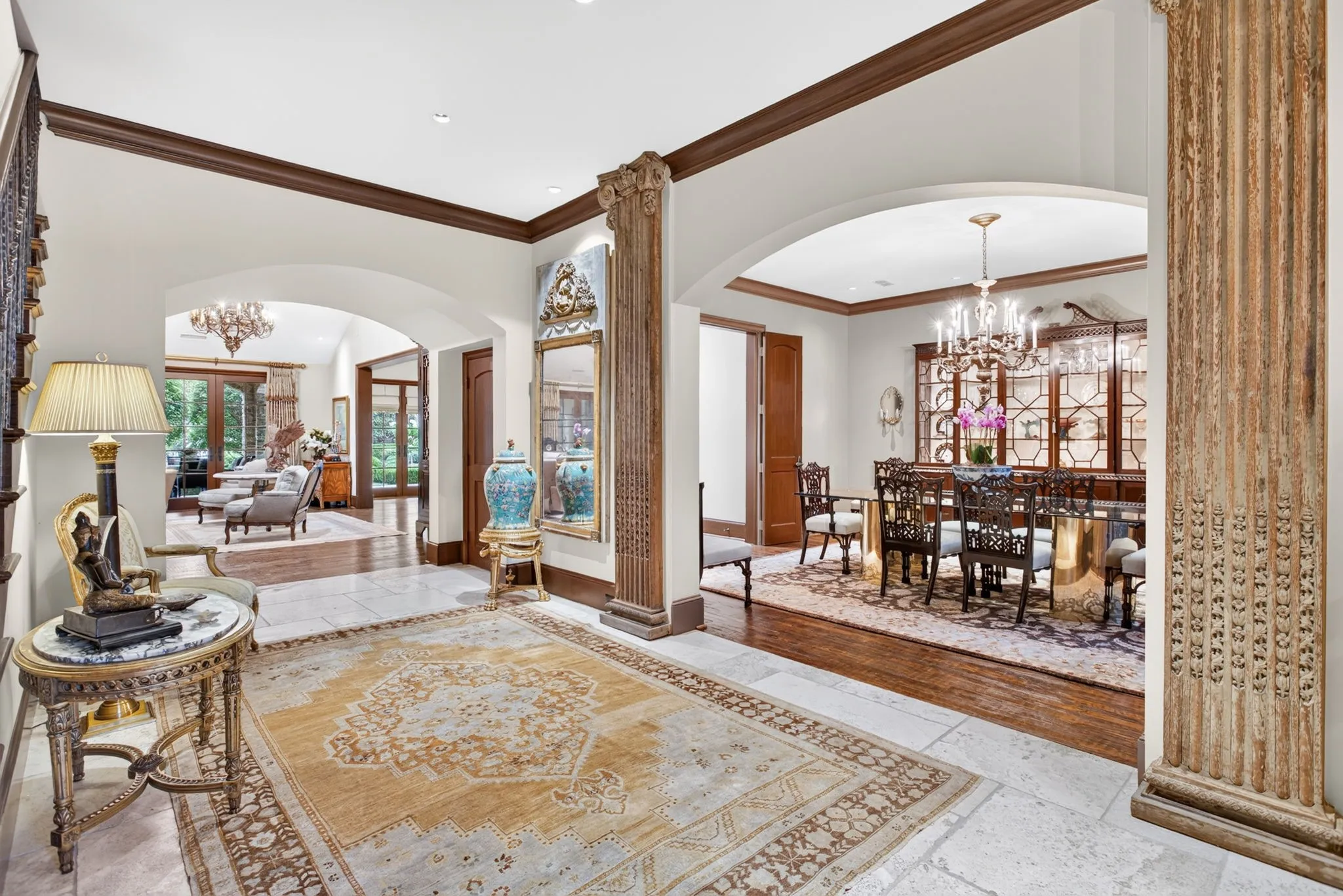Single Family Residence For Sale in Tarrant County , 1600 Carleton Avenue, Fort Worth, Texas 76107, 5 Bedroom, 6 Bathroom, 4 Garage spaces, 8,908 Sqft, built in 2004, mls#21384164, Real Estate Agent in Fort Worth, Homes For Sale in Tarrant county, Homes For Sale in Fort Worth, Realtor in Fort Worth Texas, Real Estate Brokerage Independent Realty Texas, Luminita Cordes Realtor