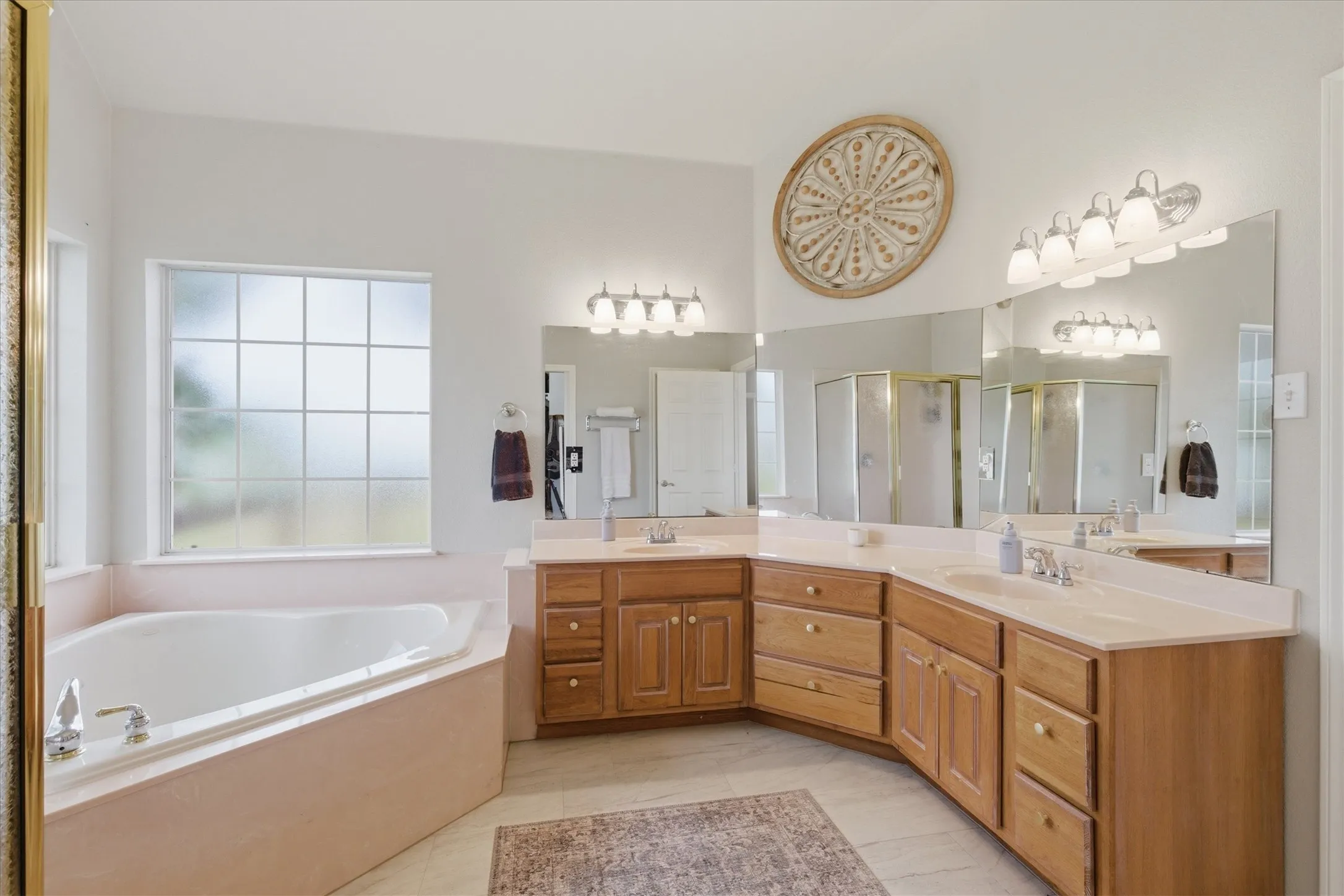 Single Family Residence For Sale in Denton County , 1690 Lawlis Lane, Sanger, Texas 76266, 3 Bedroom, 2 Bathroom, 2 Garage spaces, 2,884 Sqft, built in 2001, mls#21384545, Real Estate Agent in Sanger, Homes For Sale in Denton county, Homes For Sale in Sanger, Realtor in Sanger Texas, Real Estate Brokerage Independent Realty Texas, Luminita Cordes Realtor
