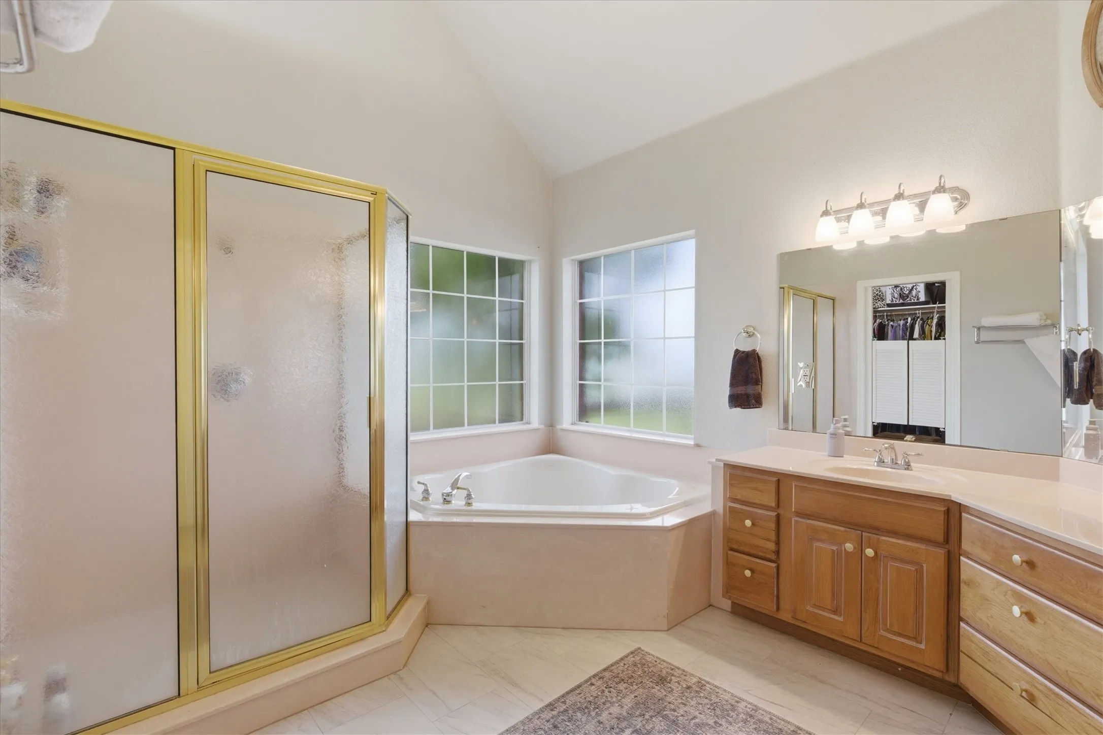 Single Family Residence For Sale in Denton County , 1690 Lawlis Lane, Sanger, Texas 76266, 3 Bedroom, 2 Bathroom, 2 Garage spaces, 2,884 Sqft, built in 2001, mls#21384545, Real Estate Agent in Sanger, Homes For Sale in Denton county, Homes For Sale in Sanger, Realtor in Sanger Texas, Real Estate Brokerage Independent Realty Texas, Luminita Cordes Realtor