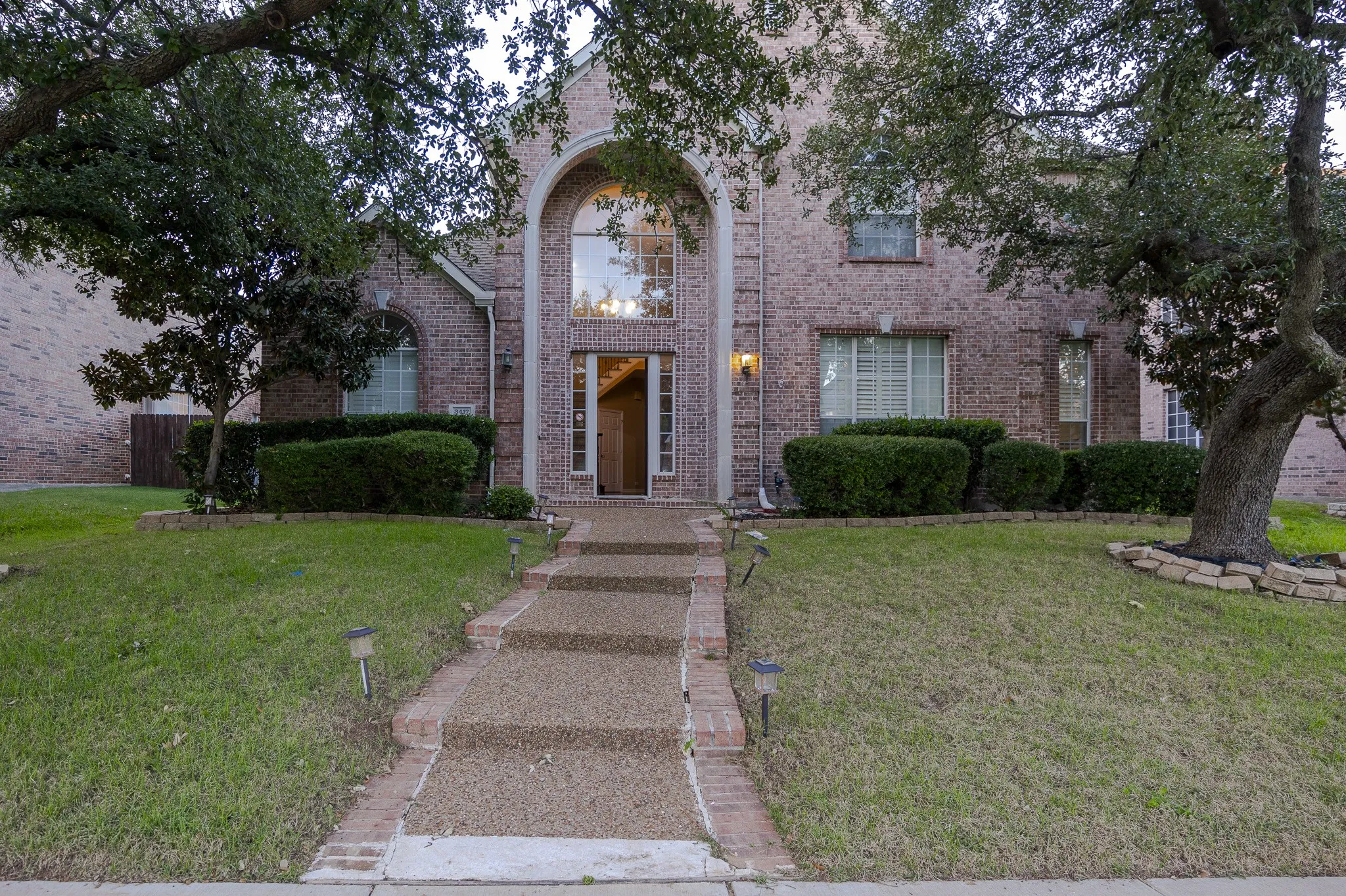Single Family Residence For Rent in Collin County , 3417 Burnet Drive, Plano, Texas 75025, 4 Bedroom, 4 Bathroom, 3 Garage spaces, 3,189 Sqft, built in 1998, mls#21384568, Real Estate Agent in Plano, Homes For Rent in Collin county, Homes For Rent in Plano, Realtor in Plano Texas, Real Estate Brokerage Independent Realty Texas, Luminita Cordes Realtor