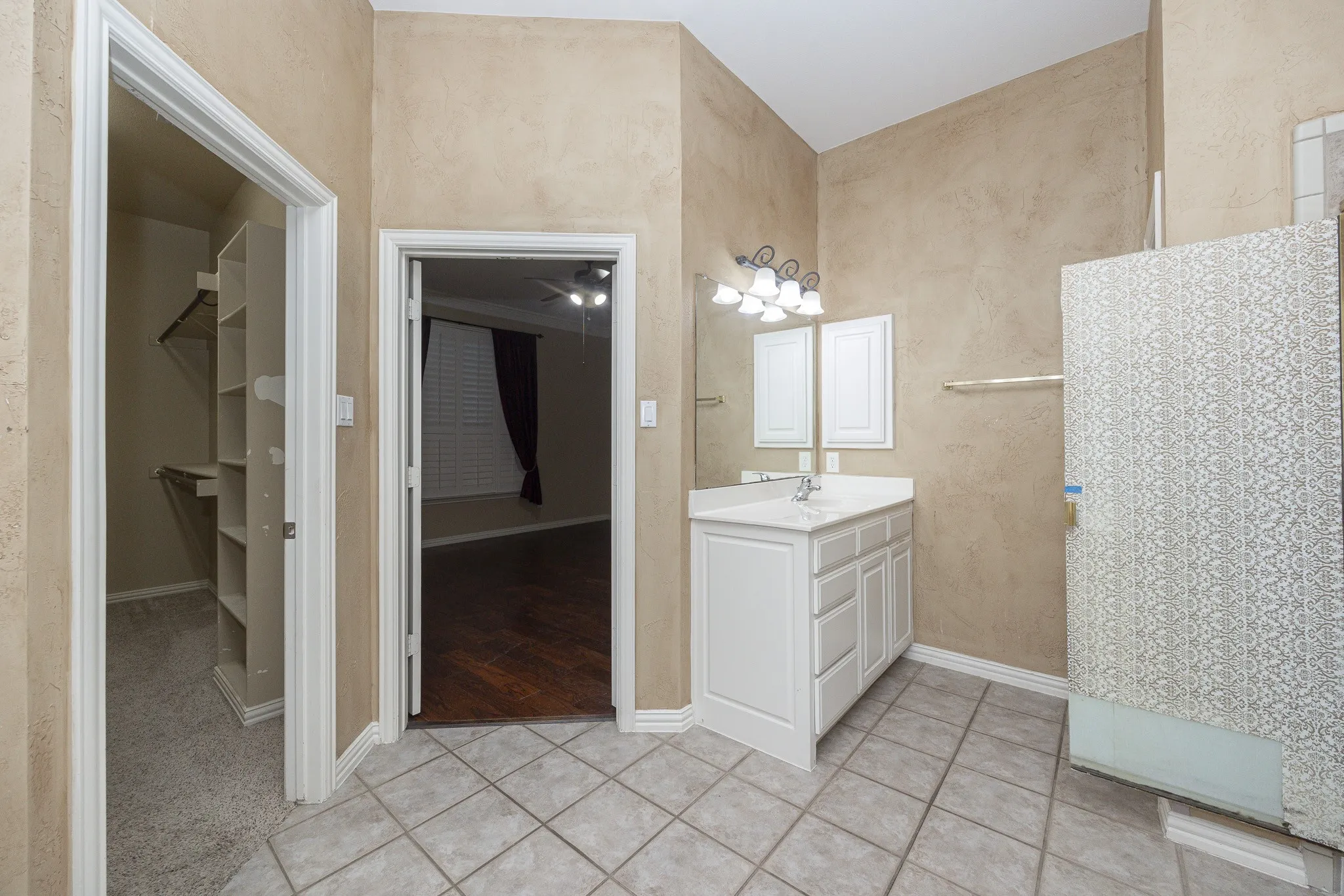 Single Family Residence For Rent in Collin County , 3417 Burnet Drive, Plano, Texas 75025, 4 Bedroom, 4 Bathroom, 3 Garage spaces, 3,189 Sqft, built in 1998, mls#21384568, Real Estate Agent in Plano, Homes For Rent in Collin county, Homes For Rent in Plano, Realtor in Plano Texas, Real Estate Brokerage Independent Realty Texas, Luminita Cordes Realtor