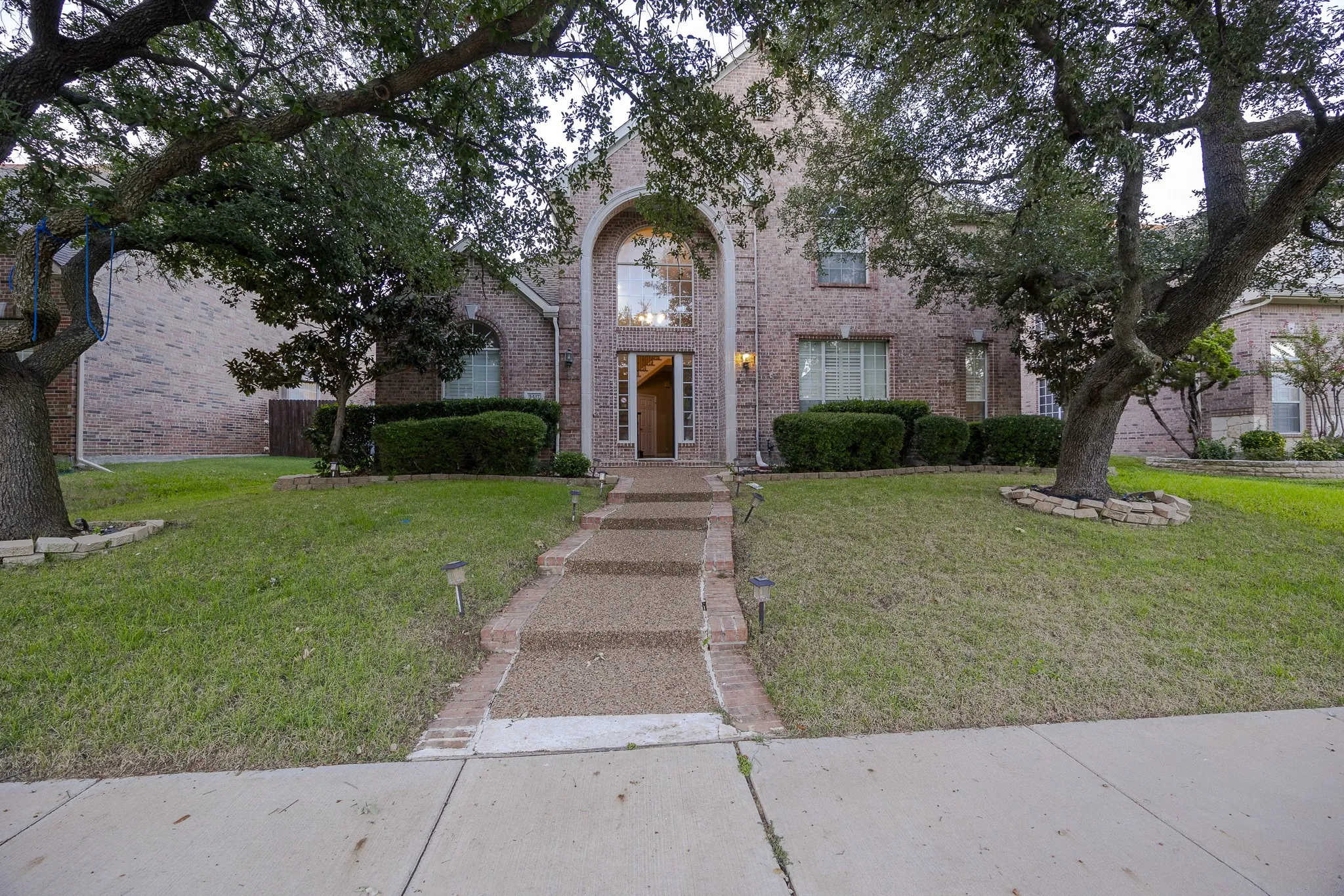 Single Family Residence For Rent in Collin County , 3417 Burnet Drive, Plano, Texas 75025, 4 Bedroom, 4 Bathroom, 3 Garage spaces, 3,189 Sqft, built in 1998, mls#21384568, Real Estate Agent in Plano, Homes For Rent in Collin county, Homes For Rent in Plano, Realtor in Plano Texas, Real Estate Brokerage Independent Realty Texas, Luminita Cordes Realtor