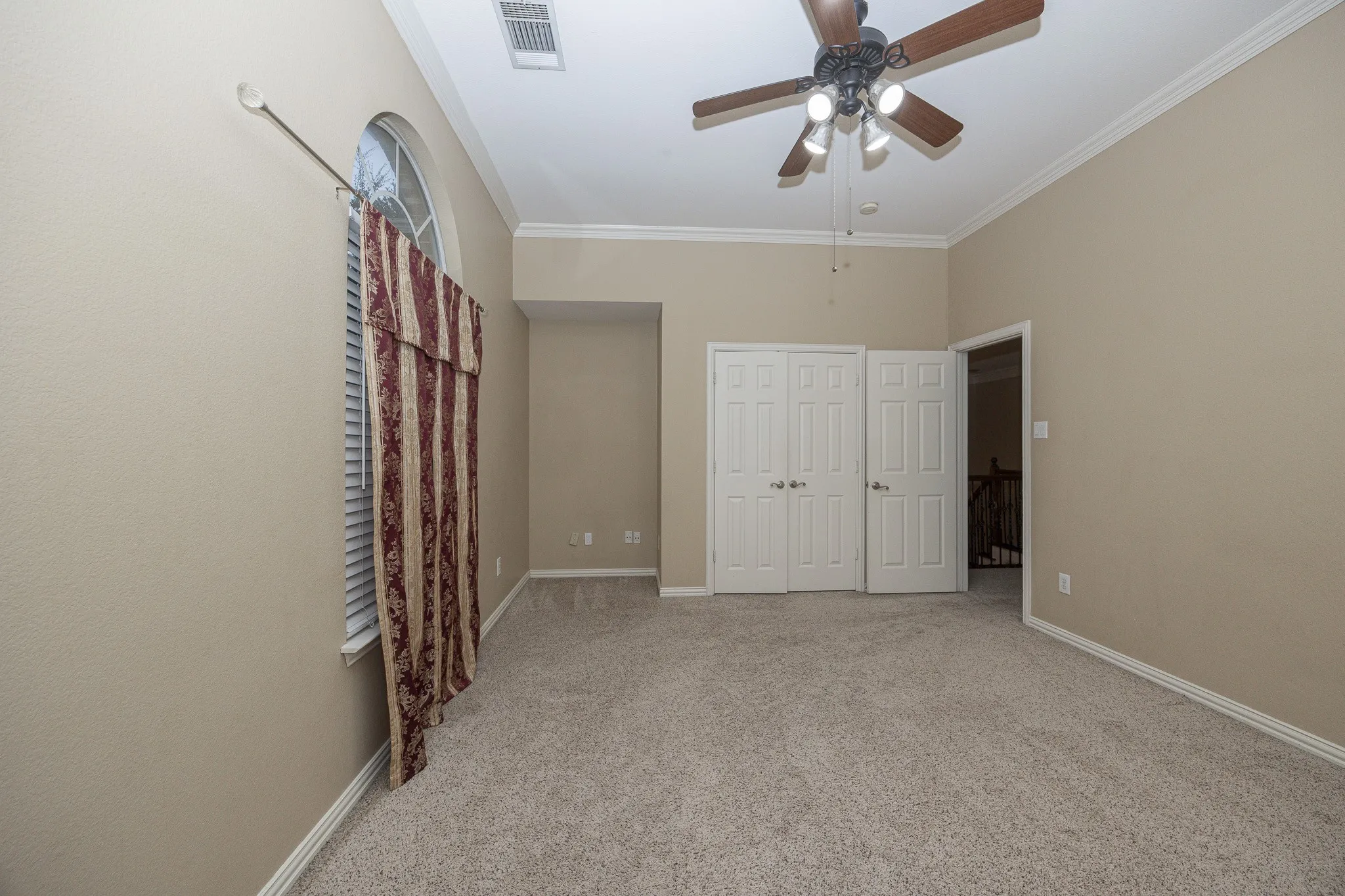 Single Family Residence For Rent in Collin County , 3417 Burnet Drive, Plano, Texas 75025, 4 Bedroom, 4 Bathroom, 3 Garage spaces, 3,189 Sqft, built in 1998, mls#21384568, Real Estate Agent in Plano, Homes For Rent in Collin county, Homes For Rent in Plano, Realtor in Plano Texas, Real Estate Brokerage Independent Realty Texas, Luminita Cordes Realtor