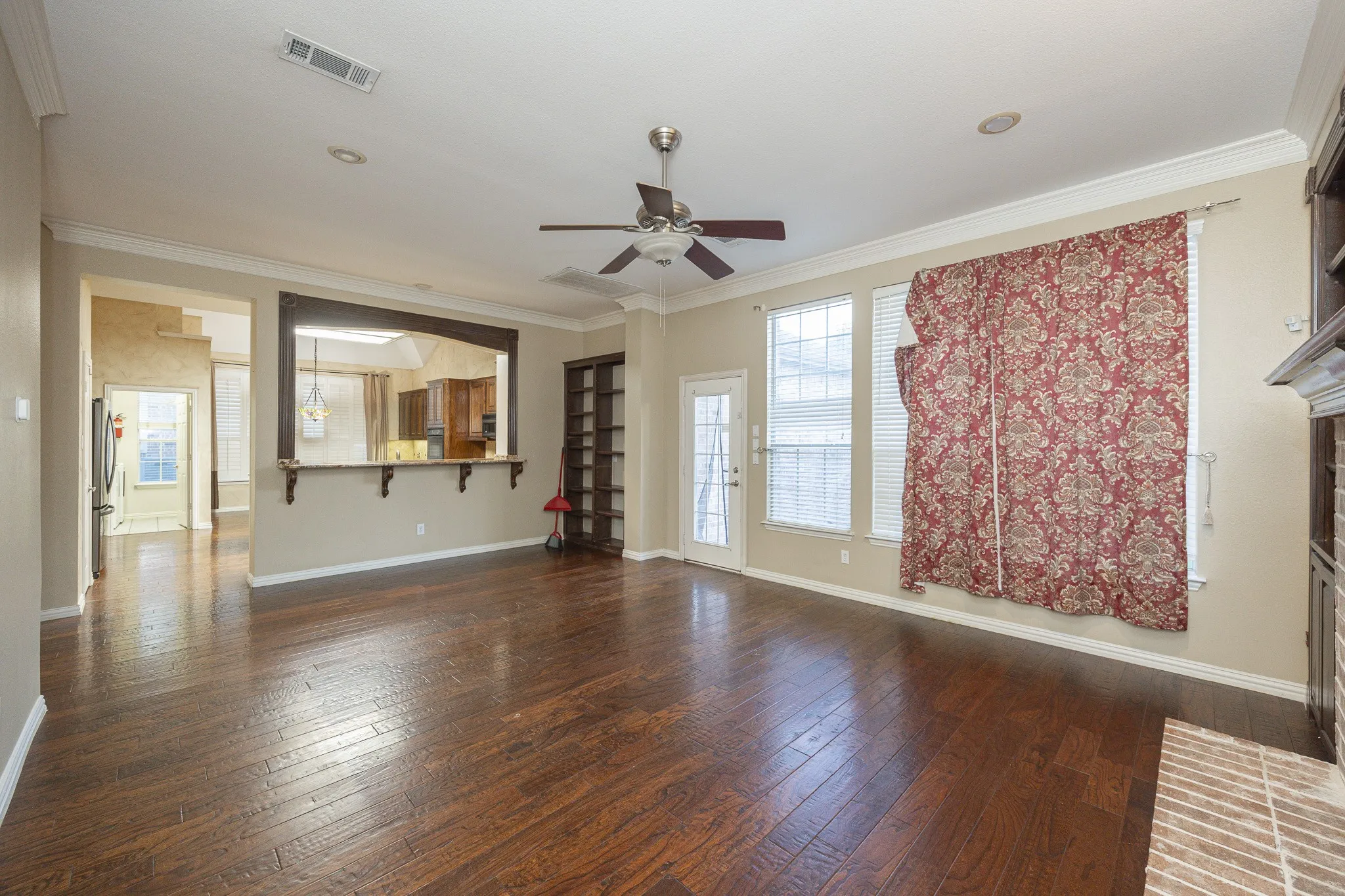 Single Family Residence For Rent in Collin County , 3417 Burnet Drive, Plano, Texas 75025, 4 Bedroom, 4 Bathroom, 3 Garage spaces, 3,189 Sqft, built in 1998, mls#21384568, Real Estate Agent in Plano, Homes For Rent in Collin county, Homes For Rent in Plano, Realtor in Plano Texas, Real Estate Brokerage Independent Realty Texas, Luminita Cordes Realtor