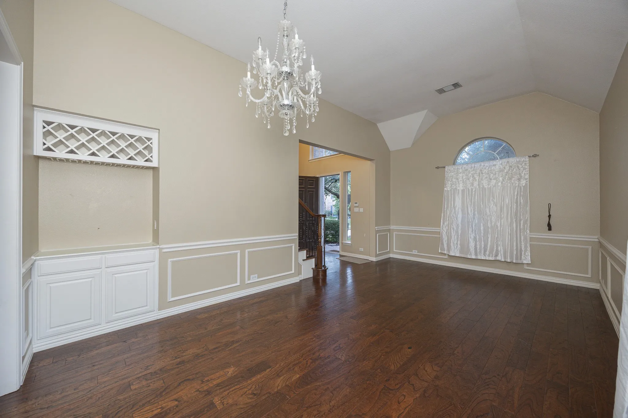 Single Family Residence For Rent in Collin County , 3417 Burnet Drive, Plano, Texas 75025, 4 Bedroom, 4 Bathroom, 3 Garage spaces, 3,189 Sqft, built in 1998, mls#21384568, Real Estate Agent in Plano, Homes For Rent in Collin county, Homes For Rent in Plano, Realtor in Plano Texas, Real Estate Brokerage Independent Realty Texas, Luminita Cordes Realtor