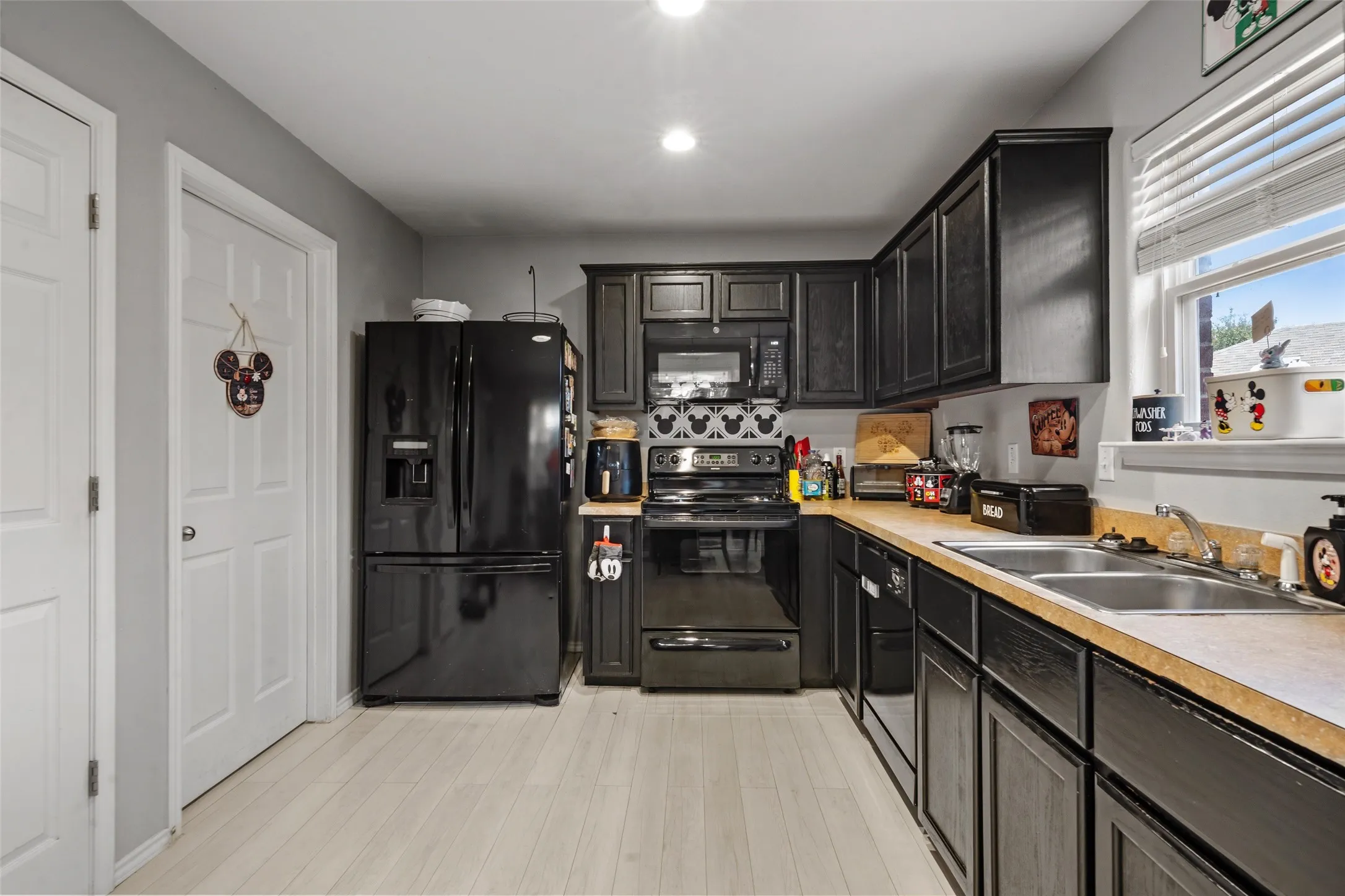 Single Family Residence For Sale in Mc Lennan County , 620 Apple Cross Court, Robinson, Texas 76706, 3 Bedroom, 2 Bathroom, 2 Garage spaces, 1,605 Sqft, built in 2011, mls#21384596, Real Estate Agent in Robinson, Homes For Sale in Mc Lennan county, Homes For Sale in Robinson, Realtor in Robinson Texas, Real Estate Brokerage Independent Realty Texas, Luminita Cordes Realtor