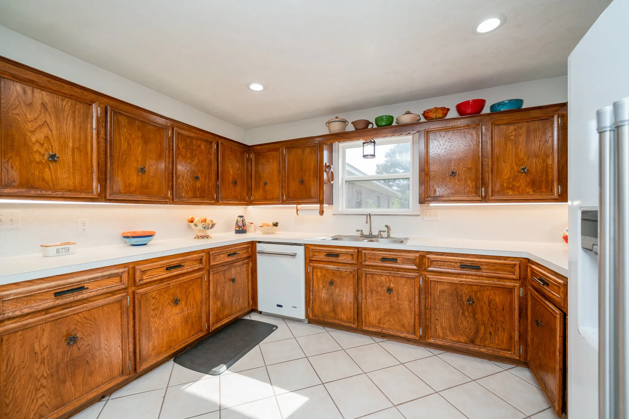 Single Family Residence For Sale in Cherokee County , 2130 E FM 22, Jacksonville, Texas 75766, 3 Bedroom, 3 Bathroom, 2 Garage spaces, 2,400 Sqft, built in 1975, mls#21383681, Real Estate Agent in Jacksonville, Homes For Sale in Cherokee county, Homes For Sale in Jacksonville, Realtor in Jacksonville Texas, Real Estate Brokerage Independent Realty Texas, Luminita Cordes Realtor