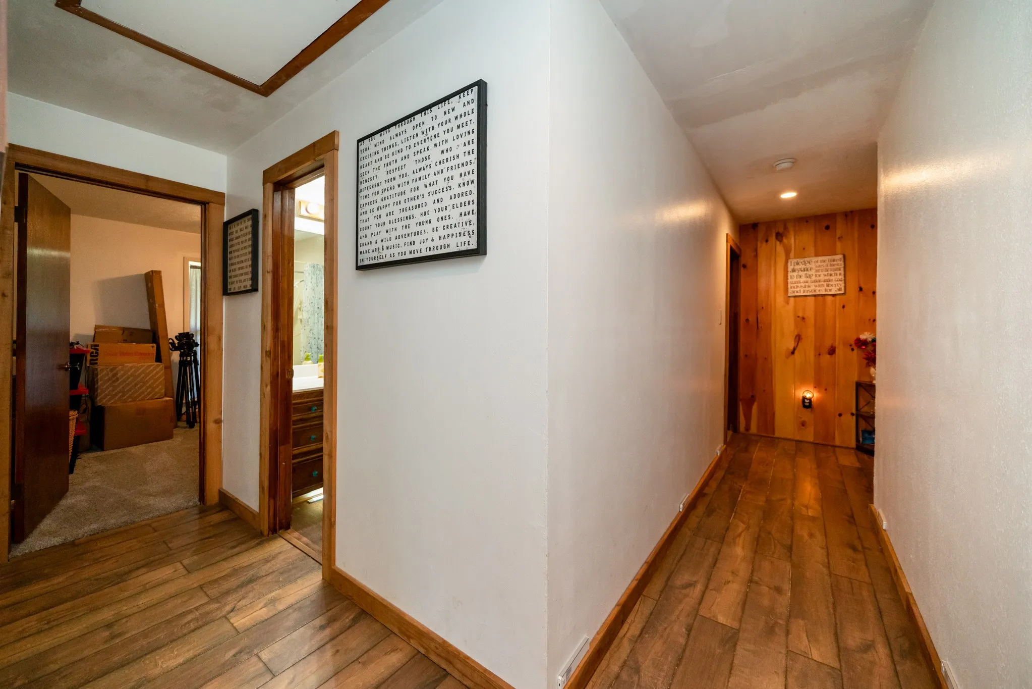 Single Family Residence For Sale in Cherokee County , 2130 E FM 22, Jacksonville, Texas 75766, 3 Bedroom, 3 Bathroom, 2 Garage spaces, 2,400 Sqft, built in 1975, mls#21383681, Real Estate Agent in Jacksonville, Homes For Sale in Cherokee county, Homes For Sale in Jacksonville, Realtor in Jacksonville Texas, Real Estate Brokerage Independent Realty Texas, Luminita Cordes Realtor