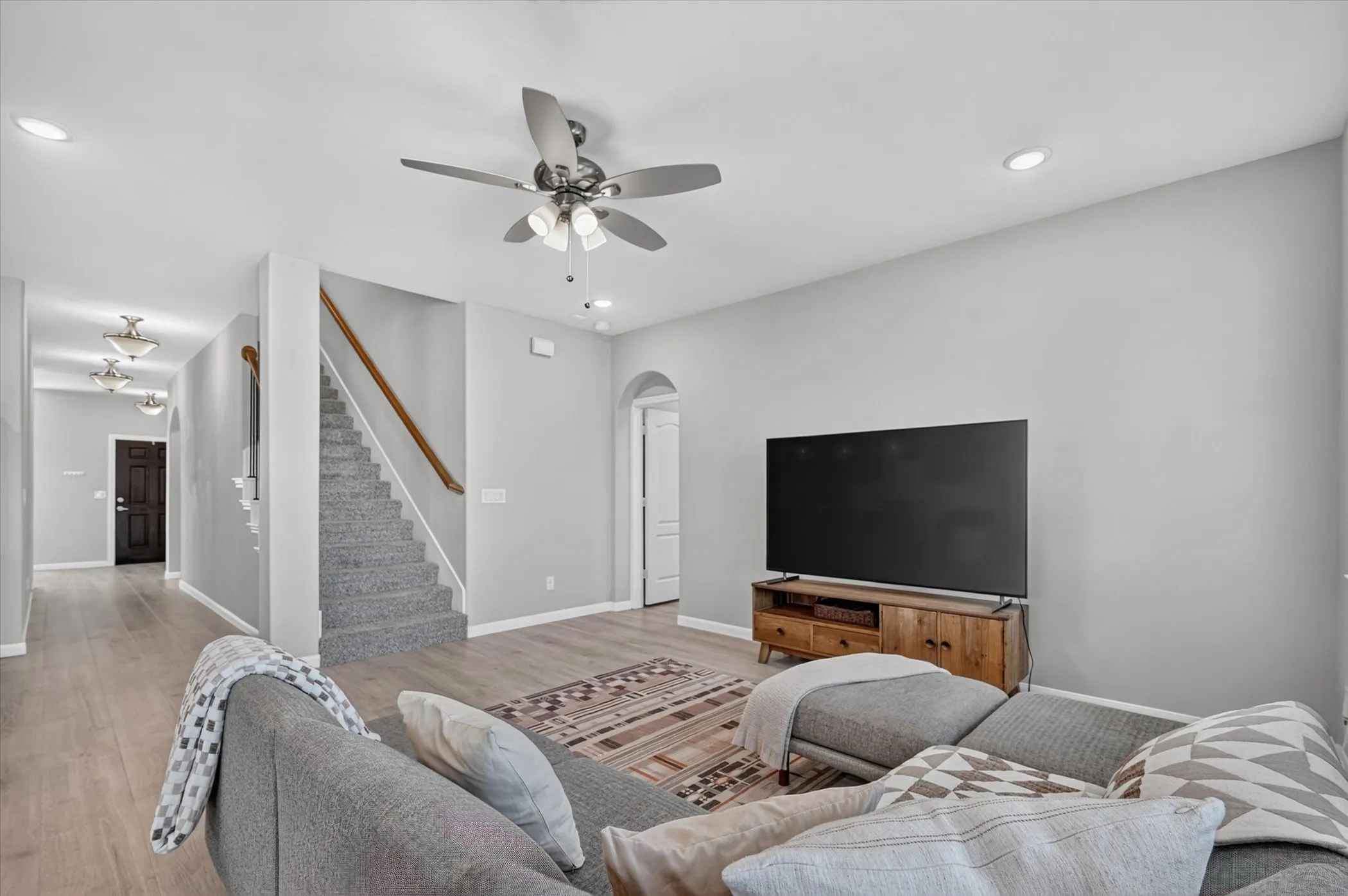 Single Family Residence For Sale in Collin County , 1017 Greywood Drive, Anna, Texas 75409, 4 Bedroom, 4 Bathroom, 2 Garage spaces, 2,650 Sqft, built in 2022, mls#21377894, Real Estate Agent in Anna, Homes For Sale in Collin county, Homes For Sale in Anna, Realtor in Anna Texas, Real Estate Brokerage Independent Realty Texas, Luminita Cordes Realtor