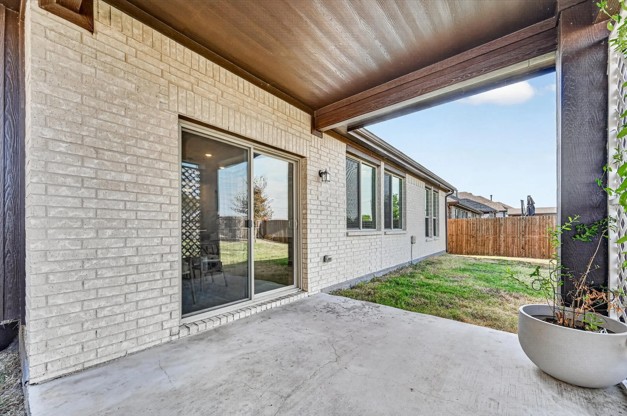 Single Family Residence For Sale in Collin County , 1017 Greywood Drive, Anna, Texas 75409, 4 Bedroom, 4 Bathroom, 2 Garage spaces, 2,650 Sqft, built in 2022, mls#21377894, Real Estate Agent in Anna, Homes For Sale in Collin county, Homes For Sale in Anna, Realtor in Anna Texas, Real Estate Brokerage Independent Realty Texas, Luminita Cordes Realtor
