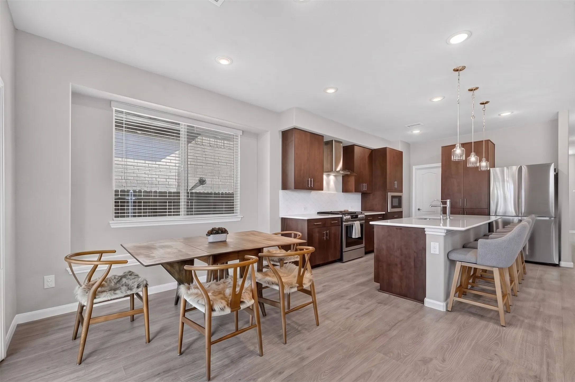 Single Family Residence For Sale in Collin County , 1017 Greywood Drive, Anna, Texas 75409, 4 Bedroom, 4 Bathroom, 2 Garage spaces, 2,650 Sqft, built in 2022, mls#21377894, Real Estate Agent in Anna, Homes For Sale in Collin county, Homes For Sale in Anna, Realtor in Anna Texas, Real Estate Brokerage Independent Realty Texas, Luminita Cordes Realtor