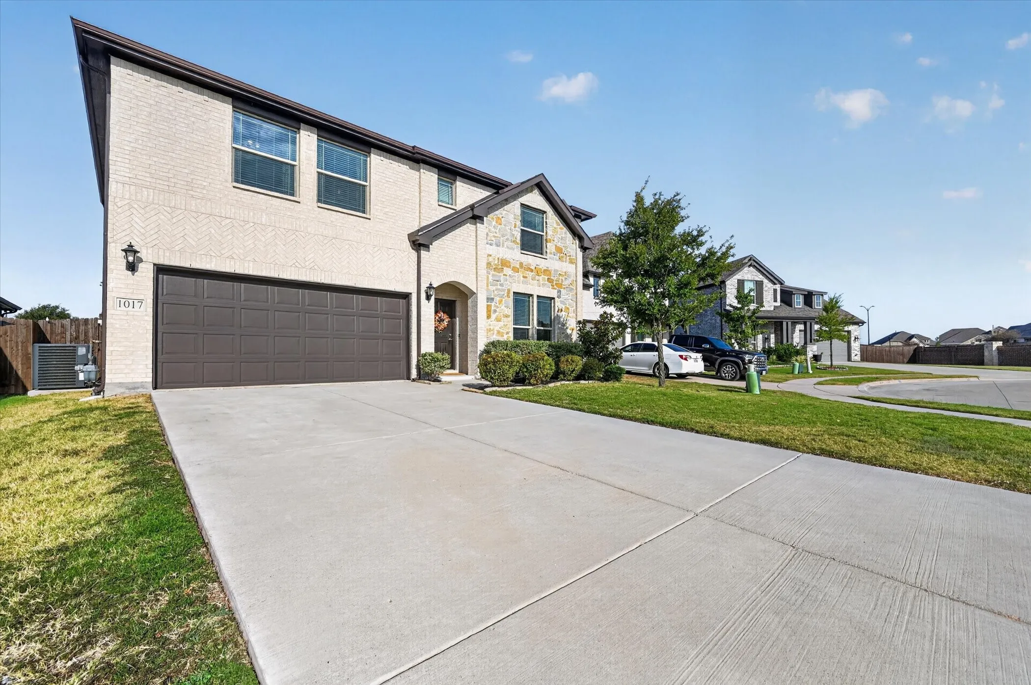 Single Family Residence For Sale in Collin County , 1017 Greywood Drive, Anna, Texas 75409, 4 Bedroom, 4 Bathroom, 2 Garage spaces, 2,650 Sqft, built in 2022, mls#21377894, Real Estate Agent in Anna, Homes For Sale in Collin county, Homes For Sale in Anna, Realtor in Anna Texas, Real Estate Brokerage Independent Realty Texas, Luminita Cordes Realtor