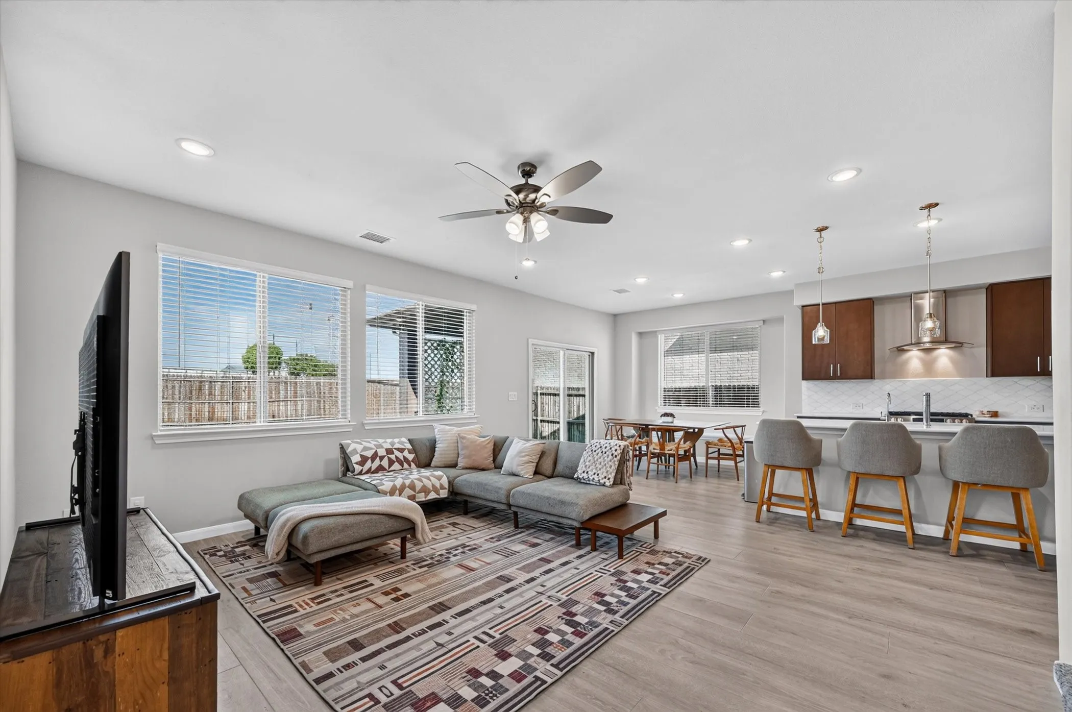 Single Family Residence For Sale in Collin County , 1017 Greywood Drive, Anna, Texas 75409, 4 Bedroom, 4 Bathroom, 2 Garage spaces, 2,650 Sqft, built in 2022, mls#21377894, Real Estate Agent in Anna, Homes For Sale in Collin county, Homes For Sale in Anna, Realtor in Anna Texas, Real Estate Brokerage Independent Realty Texas, Luminita Cordes Realtor