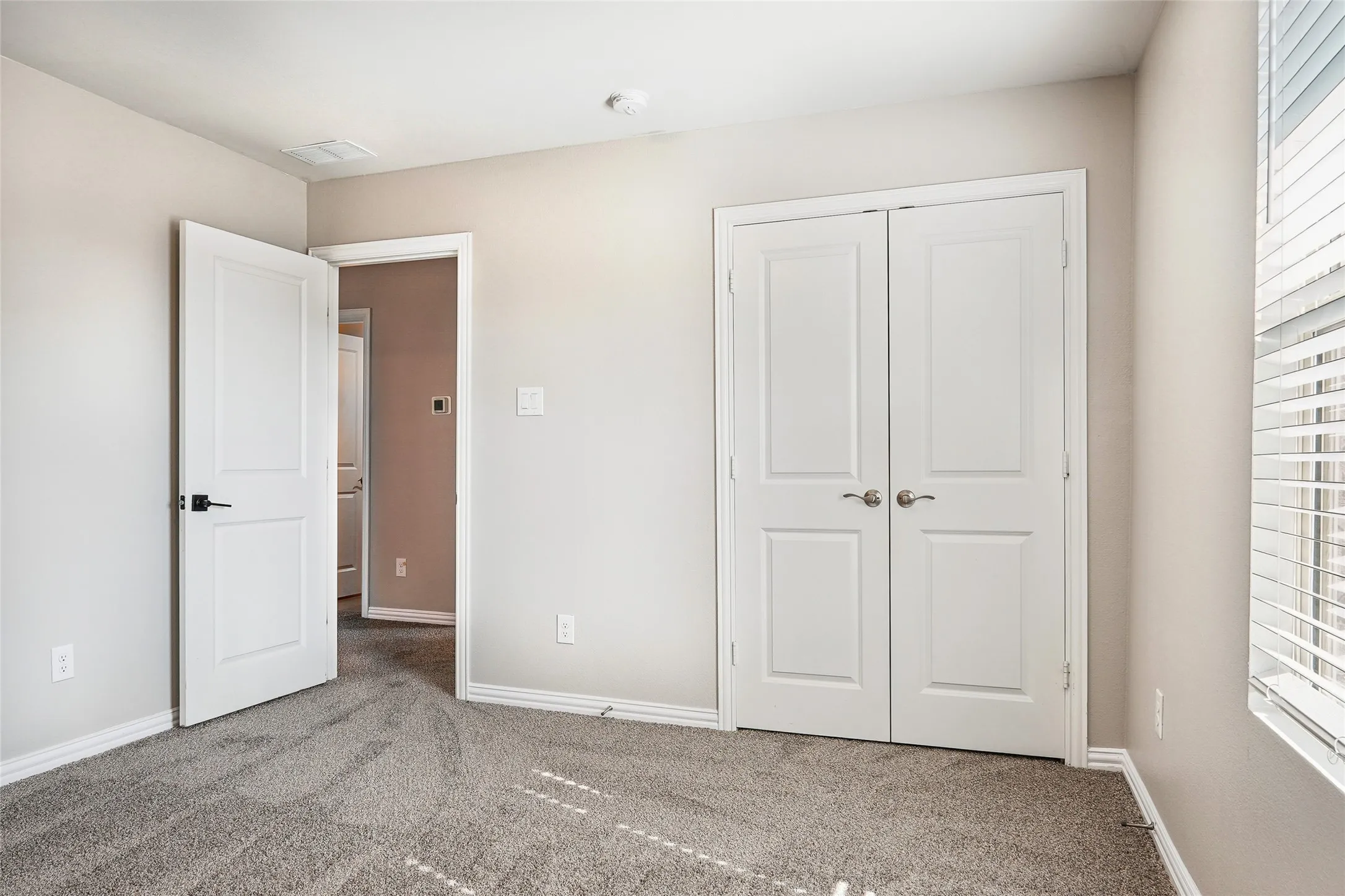 Single Family Residence For Sale in Collin County , 4925 Westhill Drive, Mc Kinney, Texas 75071, 4 Bedroom, 4 Bathroom, 2 Garage spaces, 2,097 Sqft, built in 2022, mls#21382129, Real Estate Agent in Mc Kinney, Homes For Sale in Collin county, Homes For Sale in Mc Kinney, Realtor in Mc Kinney Texas, Real Estate Brokerage Independent Realty Texas, Luminita Cordes Realtor