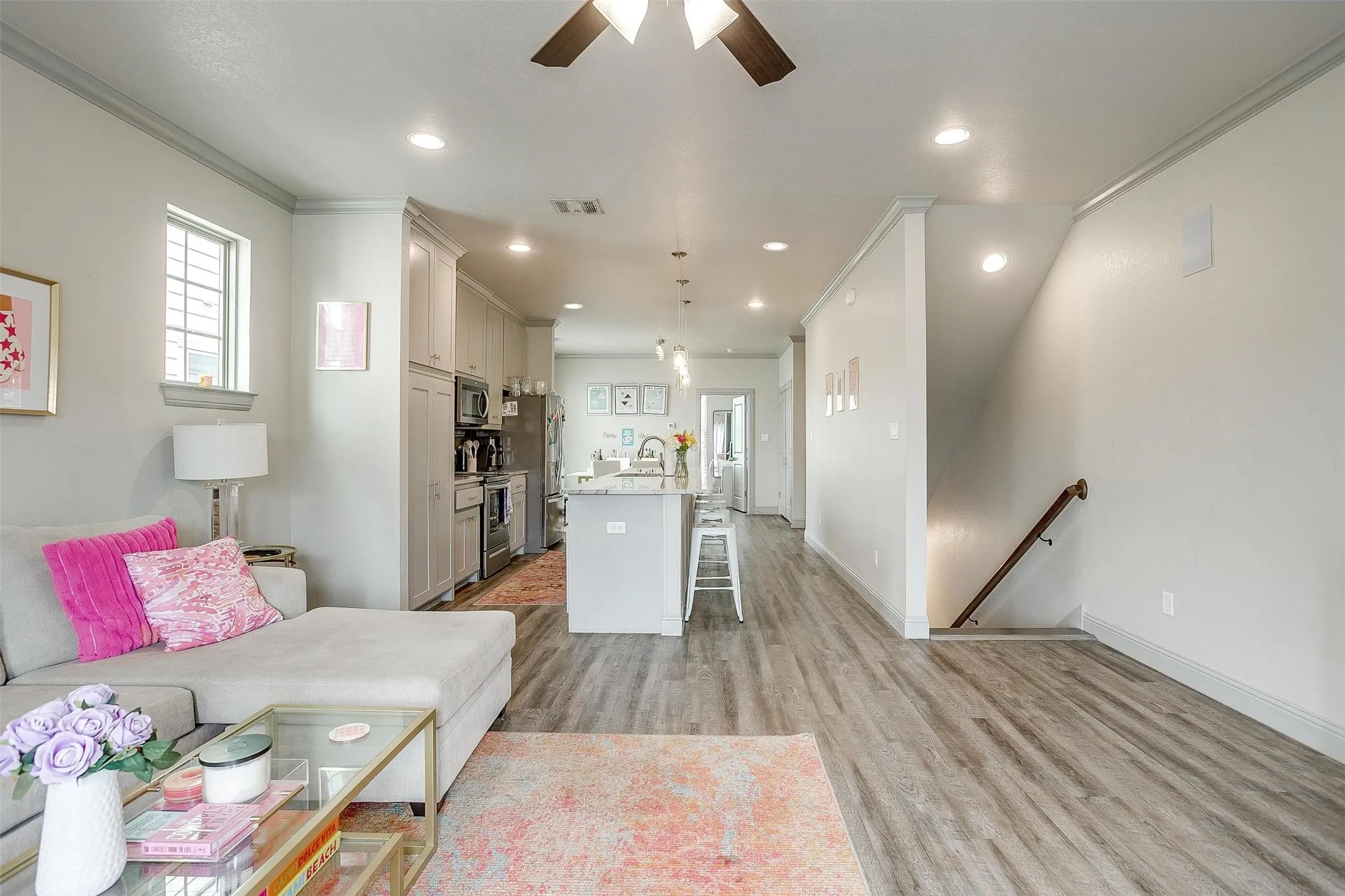 Duplex For Rent in Tarrant County , 2537 Mccart Avenue 2537, Fort Worth, Texas 76110, 5 Bedroom, 5 Bathroom, Garage spaces, 2,478 Sqft, built in 1946, mls#21384607, Real Estate Agent in Fort Worth, Homes For Rent in Tarrant county, Homes For Rent in Fort Worth, Realtor in Fort Worth Texas, Real Estate Brokerage Independent Realty Texas, Luminita Cordes Realtor