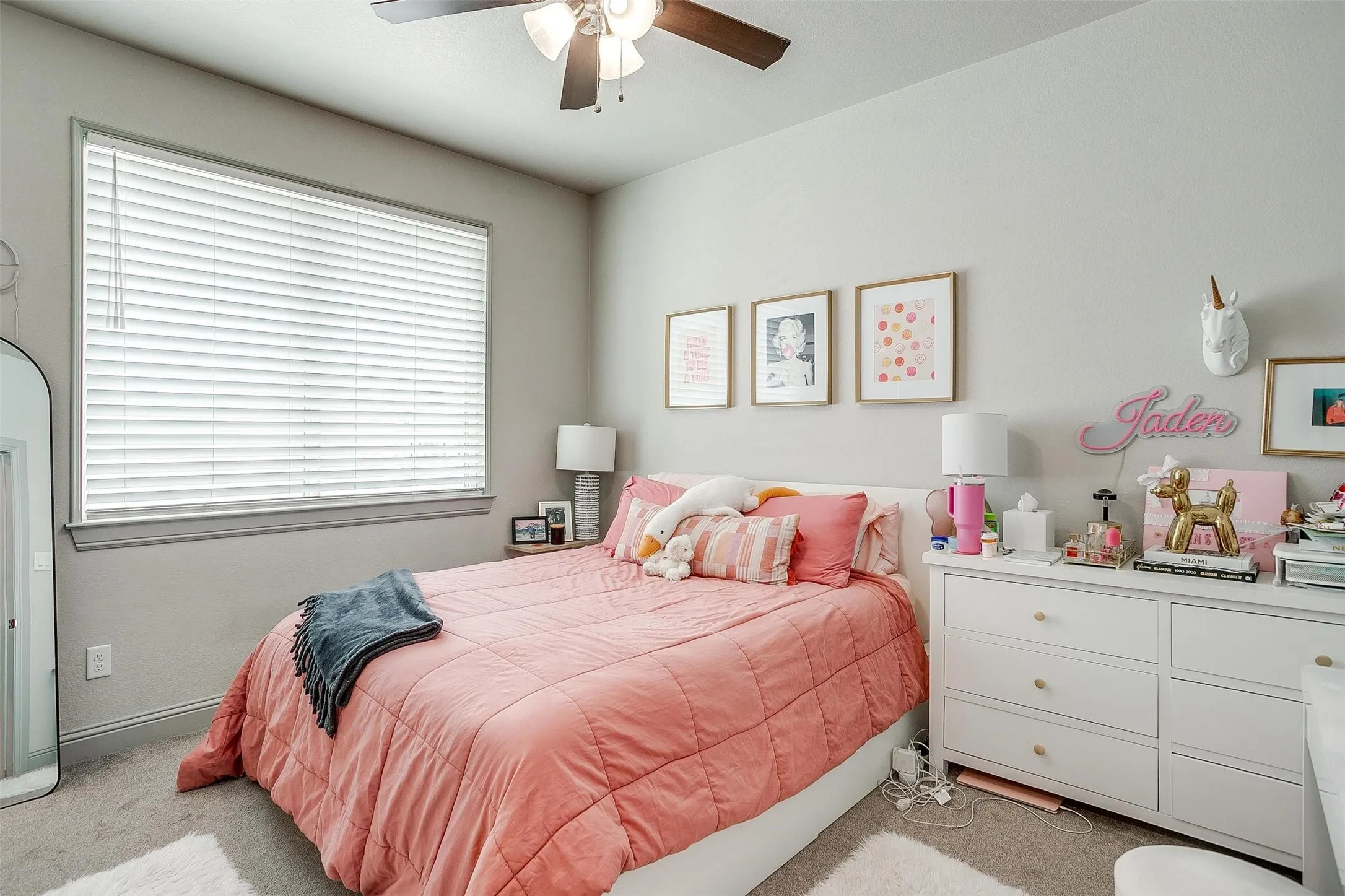 Duplex For Rent in Tarrant County , 2537 Mccart Avenue 2537, Fort Worth, Texas 76110, 5 Bedroom, 5 Bathroom, Garage spaces, 2,478 Sqft, built in 1946, mls#21384607, Real Estate Agent in Fort Worth, Homes For Rent in Tarrant county, Homes For Rent in Fort Worth, Realtor in Fort Worth Texas, Real Estate Brokerage Independent Realty Texas, Luminita Cordes Realtor