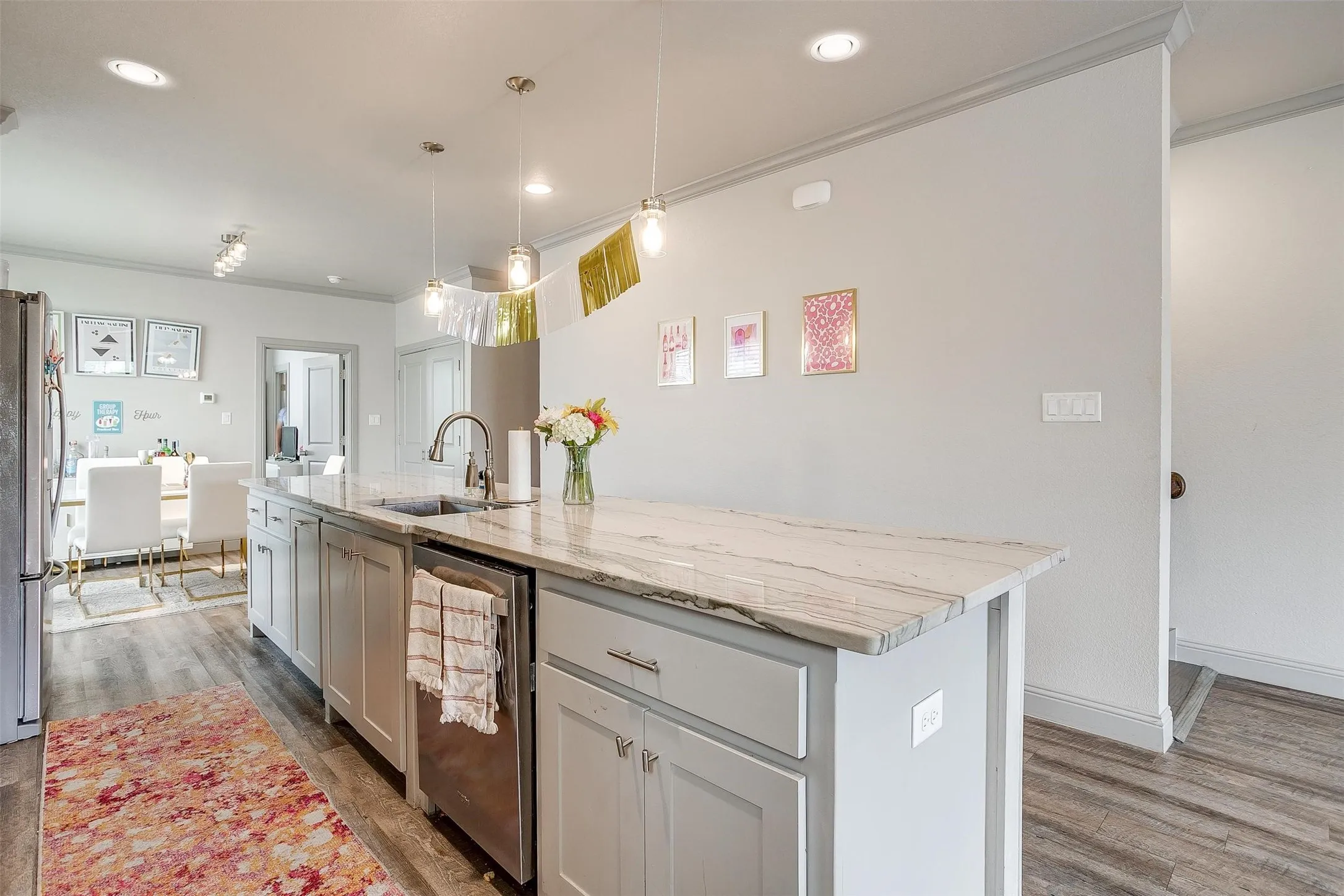 Duplex For Rent in Tarrant County , 2537 Mccart Avenue 2537, Fort Worth, Texas 76110, 5 Bedroom, 5 Bathroom, Garage spaces, 2,478 Sqft, built in 1946, mls#21384607, Real Estate Agent in Fort Worth, Homes For Rent in Tarrant county, Homes For Rent in Fort Worth, Realtor in Fort Worth Texas, Real Estate Brokerage Independent Realty Texas, Luminita Cordes Realtor