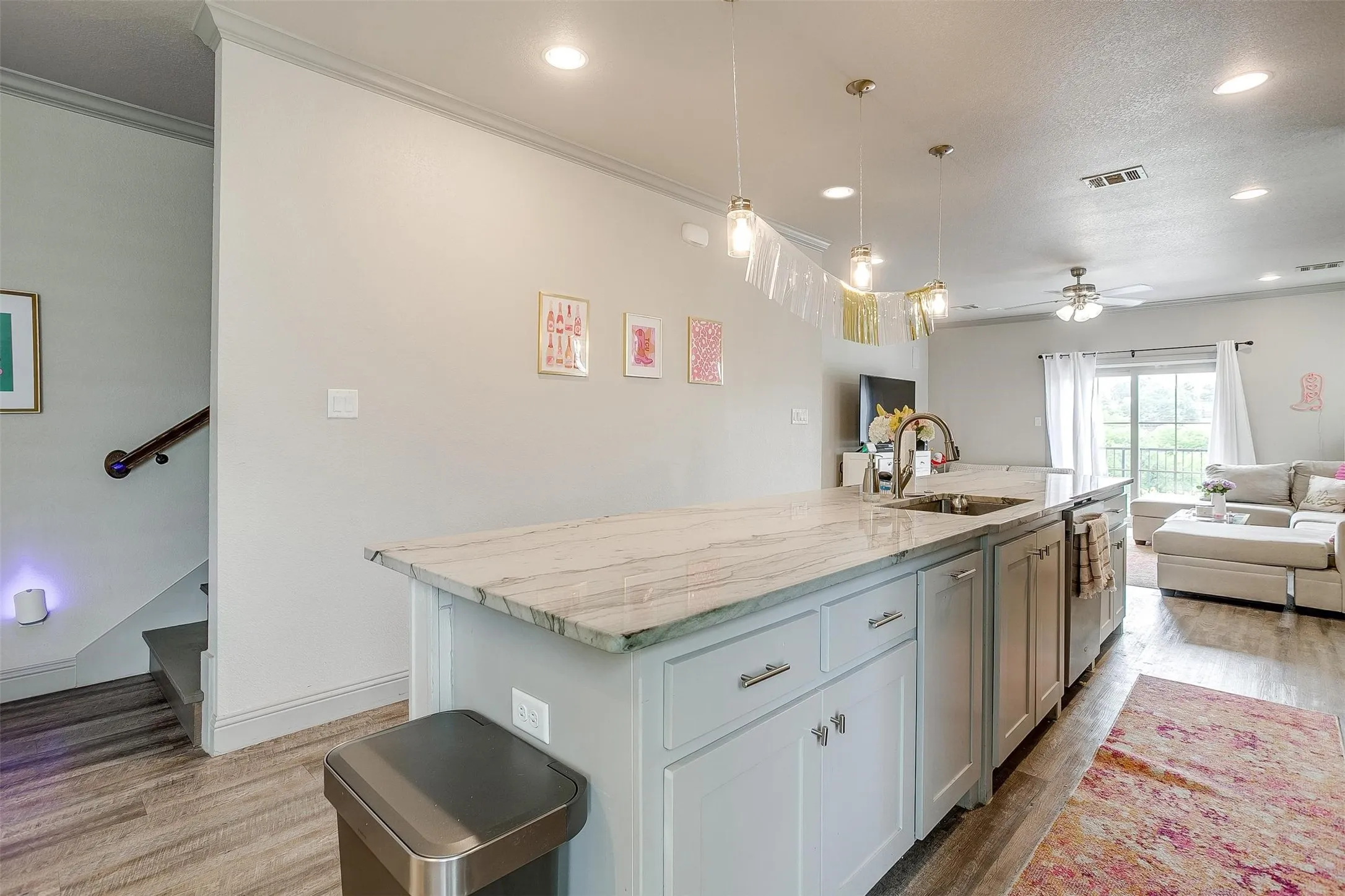 Duplex For Rent in Tarrant County , 2537 Mccart Avenue 2537, Fort Worth, Texas 76110, 5 Bedroom, 5 Bathroom, Garage spaces, 2,478 Sqft, built in 1946, mls#21384607, Real Estate Agent in Fort Worth, Homes For Rent in Tarrant county, Homes For Rent in Fort Worth, Realtor in Fort Worth Texas, Real Estate Brokerage Independent Realty Texas, Luminita Cordes Realtor