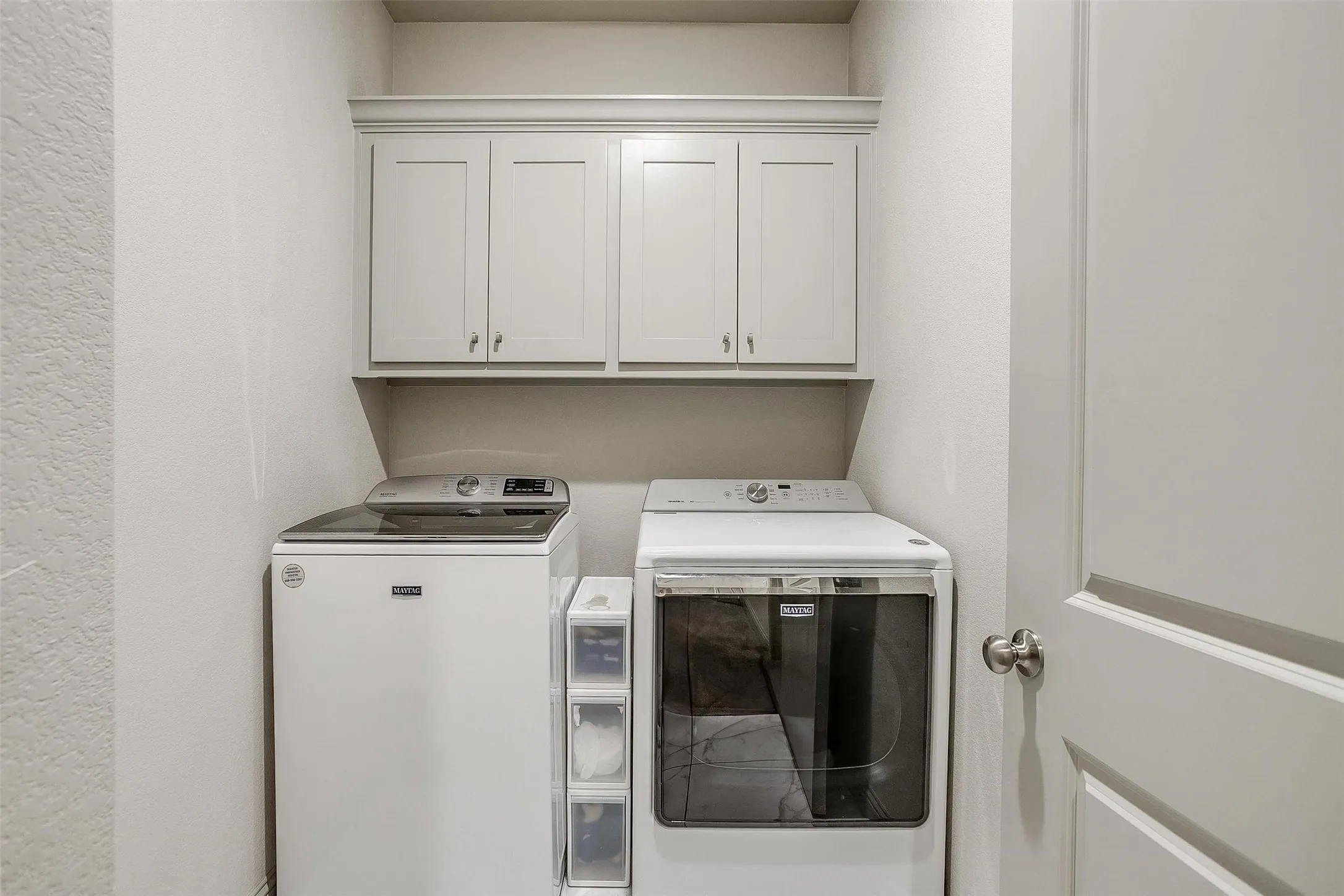 Duplex For Rent in Tarrant County , 2537 Mccart Avenue 2537, Fort Worth, Texas 76110, 5 Bedroom, 5 Bathroom, Garage spaces, 2,478 Sqft, built in 1946, mls#21384607, Real Estate Agent in Fort Worth, Homes For Rent in Tarrant county, Homes For Rent in Fort Worth, Realtor in Fort Worth Texas, Real Estate Brokerage Independent Realty Texas, Luminita Cordes Realtor
