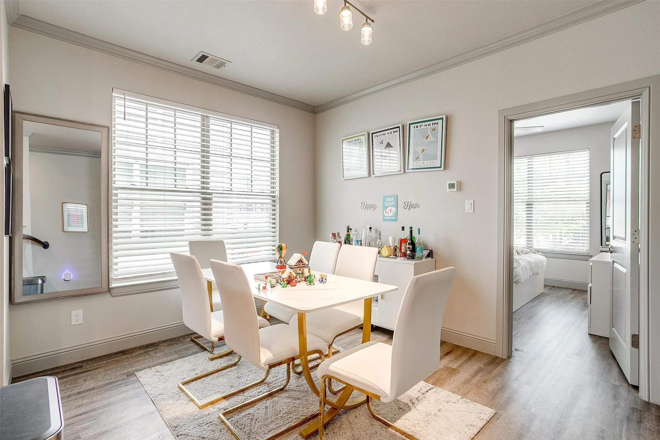 Duplex For Rent in Tarrant County , 2537 Mccart Avenue 2537, Fort Worth, Texas 76110, 5 Bedroom, 5 Bathroom, Garage spaces, 2,478 Sqft, built in 1946, mls#21384607, Real Estate Agent in Fort Worth, Homes For Rent in Tarrant county, Homes For Rent in Fort Worth, Realtor in Fort Worth Texas, Real Estate Brokerage Independent Realty Texas, Luminita Cordes Realtor