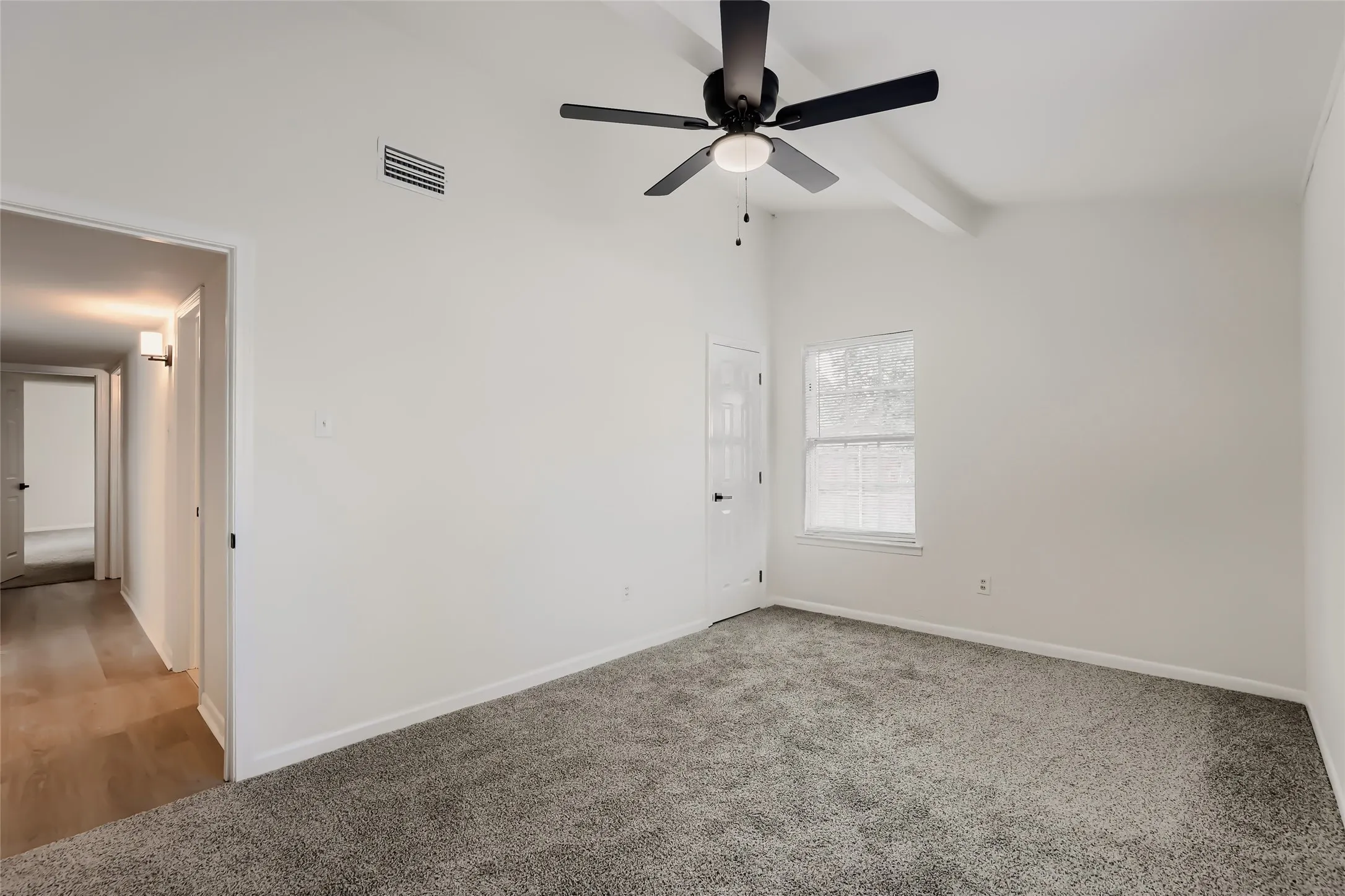 Single Family Residence For Sale in Dallas County , 741 Greenhaven Drive, Richardson, Texas 75080, 3 Bedroom, 2 Bathroom, 2 Garage spaces, 1,512 Sqft, built in 1963, mls#21376178, Real Estate Agent in Richardson, Homes For Sale in Dallas county, Homes For Sale in Richardson, Realtor in Richardson Texas, Real Estate Brokerage Independent Realty Texas, Luminita Cordes Realtor