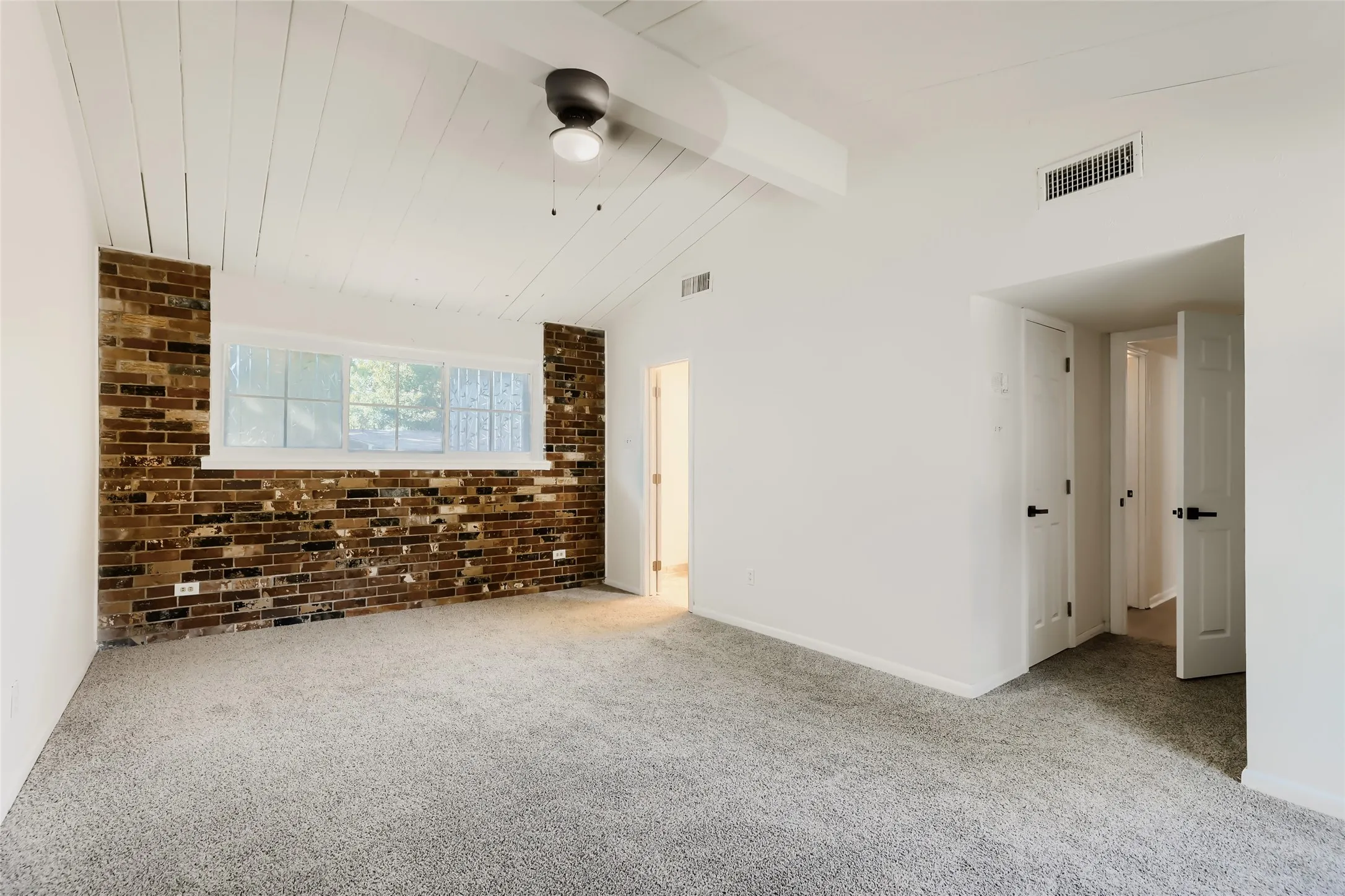 Single Family Residence For Sale in Dallas County , 741 Greenhaven Drive, Richardson, Texas 75080, 3 Bedroom, 2 Bathroom, 2 Garage spaces, 1,512 Sqft, built in 1963, mls#21376178, Real Estate Agent in Richardson, Homes For Sale in Dallas county, Homes For Sale in Richardson, Realtor in Richardson Texas, Real Estate Brokerage Independent Realty Texas, Luminita Cordes Realtor