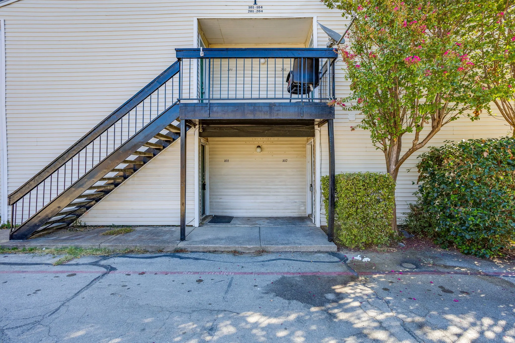 Unit #101 - Only vacant unit currently. Previous tenant over 13 years.