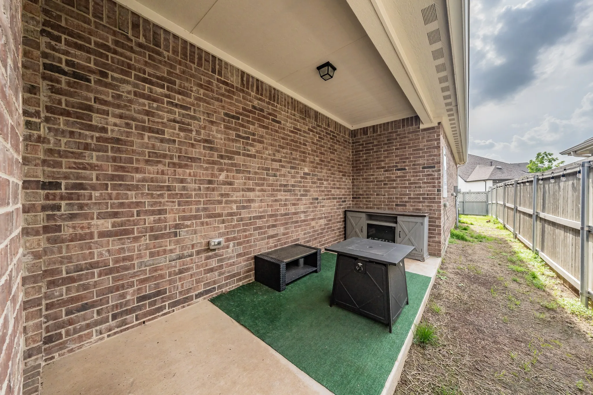 Single Family Residence For Rent in Denton County , 900 Pearl Place, Northlake, Texas 76247, 3 Bedroom, 2 Bathroom, 2 Garage spaces, 1,794 Sqft, built in 2020, mls#21384638, Real Estate Agent in Northlake, Homes For Rent in Denton county, Homes For Rent in Northlake, Realtor in Northlake Texas, Real Estate Brokerage Independent Realty Texas, Luminita Cordes Realtor