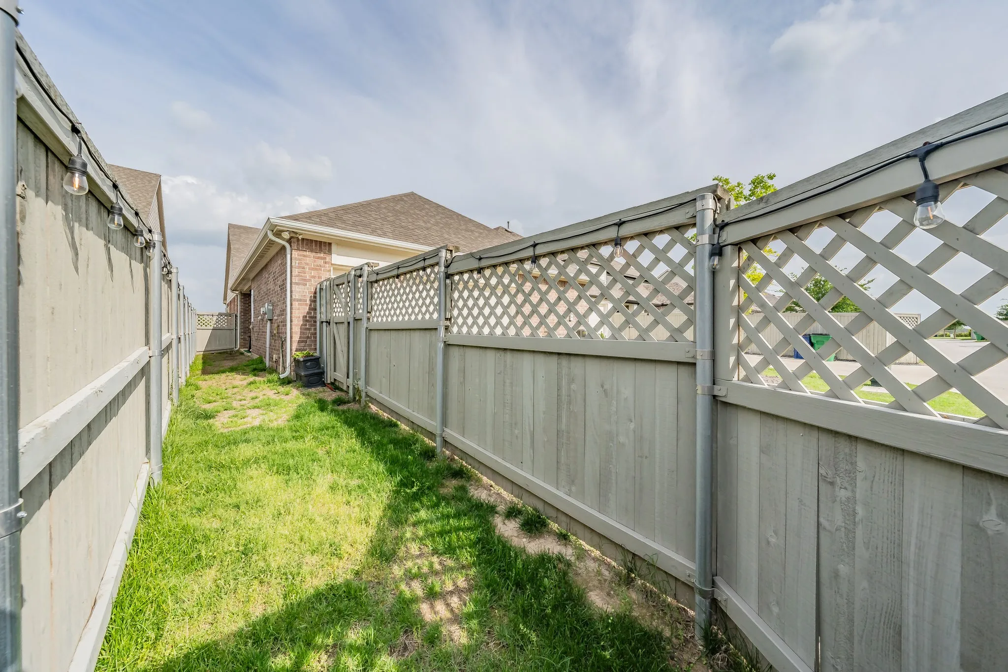 Single Family Residence For Rent in Denton County , 900 Pearl Place, Northlake, Texas 76247, 3 Bedroom, 2 Bathroom, 2 Garage spaces, 1,794 Sqft, built in 2020, mls#21384638, Real Estate Agent in Northlake, Homes For Rent in Denton county, Homes For Rent in Northlake, Realtor in Northlake Texas, Real Estate Brokerage Independent Realty Texas, Luminita Cordes Realtor
