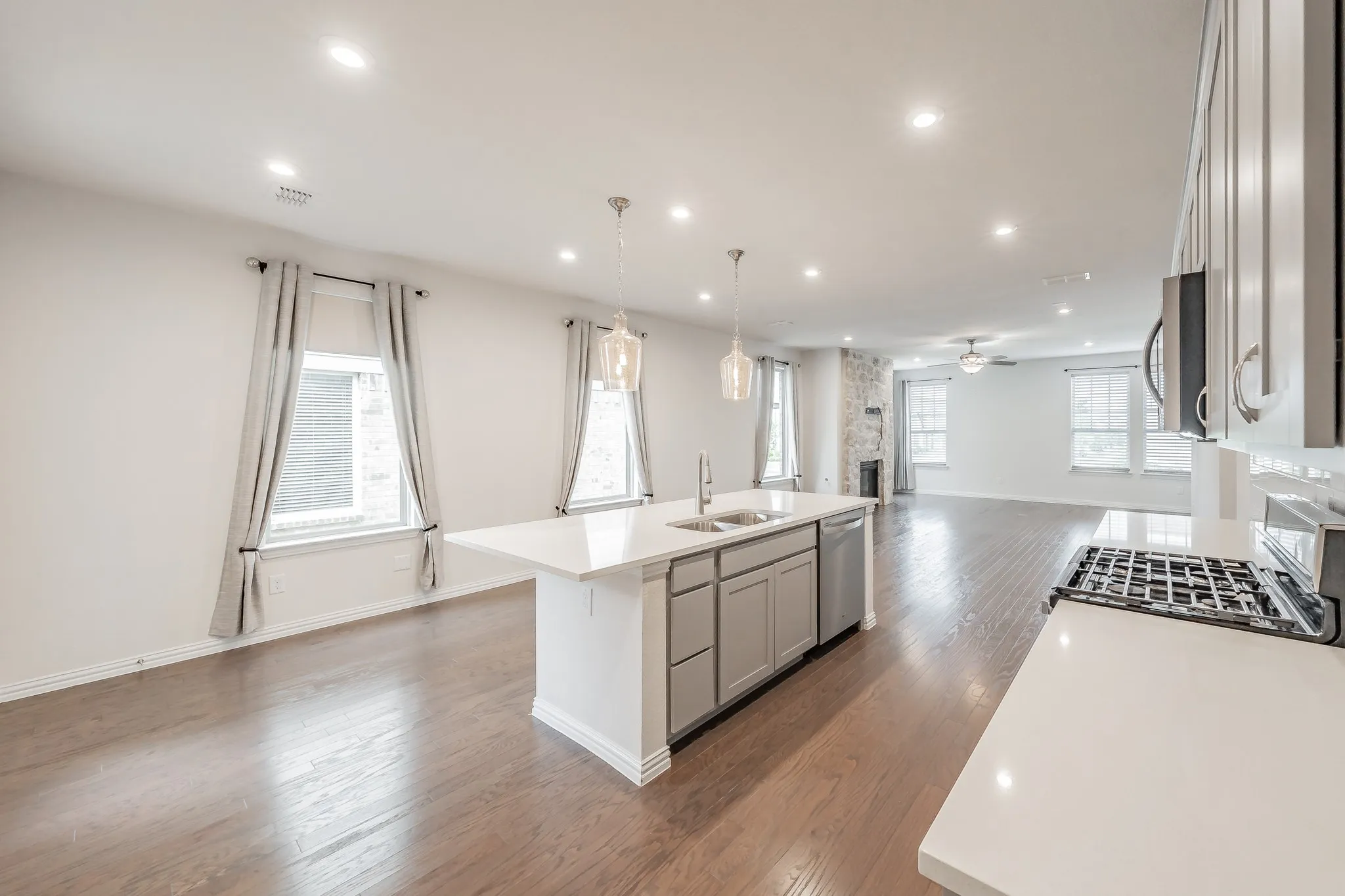 Single Family Residence For Rent in Denton County , 900 Pearl Place, Northlake, Texas 76247, 3 Bedroom, 2 Bathroom, 2 Garage spaces, 1,794 Sqft, built in 2020, mls#21384638, Real Estate Agent in Northlake, Homes For Rent in Denton county, Homes For Rent in Northlake, Realtor in Northlake Texas, Real Estate Brokerage Independent Realty Texas, Luminita Cordes Realtor