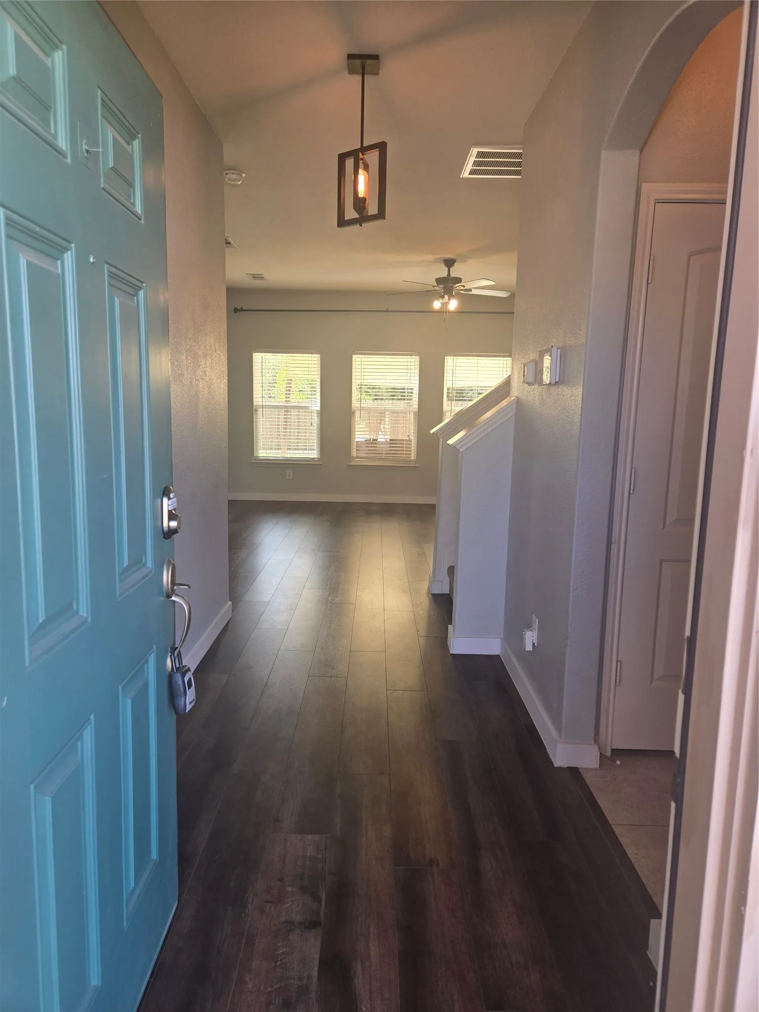 Single Family Residence For Rent in Collin County , 1627 Blackburn Way, Princeton, Texas 75407, 3 Bedroom, 3 Bathroom, 2 Garage spaces, 2,049 Sqft, built in 2017, mls#21382085, Real Estate Agent in Princeton, Homes For Rent in Collin county, Homes For Rent in Princeton, Realtor in Princeton Texas, Real Estate Brokerage Independent Realty Texas, Luminita Cordes Realtor