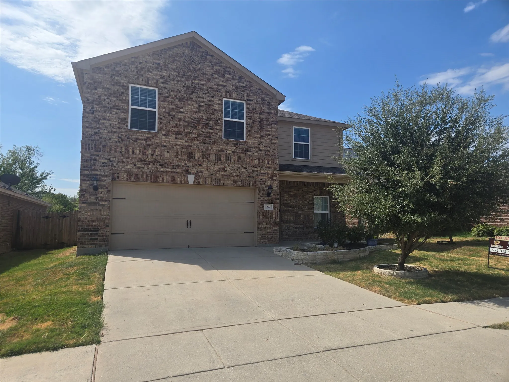 Single Family Residence For Rent in Collin County , 1627 Blackburn Way, Princeton, Texas 75407, 3 Bedroom, 3 Bathroom, 2 Garage spaces, 2,049 Sqft, built in 2017, mls#21382085, Real Estate Agent in Princeton, Homes For Rent in Collin county, Homes For Rent in Princeton, Realtor in Princeton Texas, Real Estate Brokerage Independent Realty Texas, Luminita Cordes Realtor