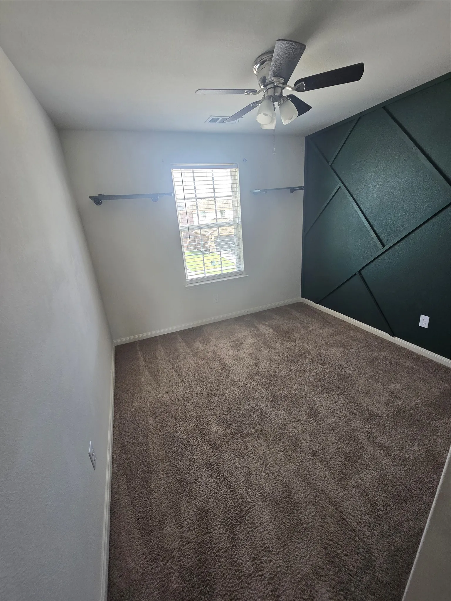 Single Family Residence For Rent in Collin County , 1627 Blackburn Way, Princeton, Texas 75407, 3 Bedroom, 3 Bathroom, 2 Garage spaces, 2,049 Sqft, built in 2017, mls#21382085, Real Estate Agent in Princeton, Homes For Rent in Collin county, Homes For Rent in Princeton, Realtor in Princeton Texas, Real Estate Brokerage Independent Realty Texas, Luminita Cordes Realtor