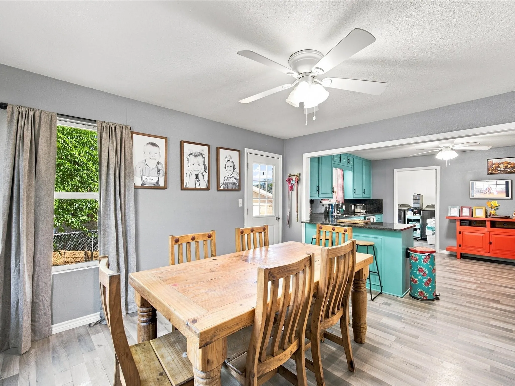 Single Family Residence For Sale in Montague County , 1306 Hulme Street, Bowie, Texas 76230, 3 Bedroom, 2 Bathroom, 1 Garage spaces, 1,380 Sqft, built in 1965, mls#21383459, Real Estate Agent in Bowie, Homes For Sale in Montague county, Homes For Sale in Bowie, Realtor in Bowie Texas, Real Estate Brokerage Independent Realty Texas, Luminita Cordes Realtor