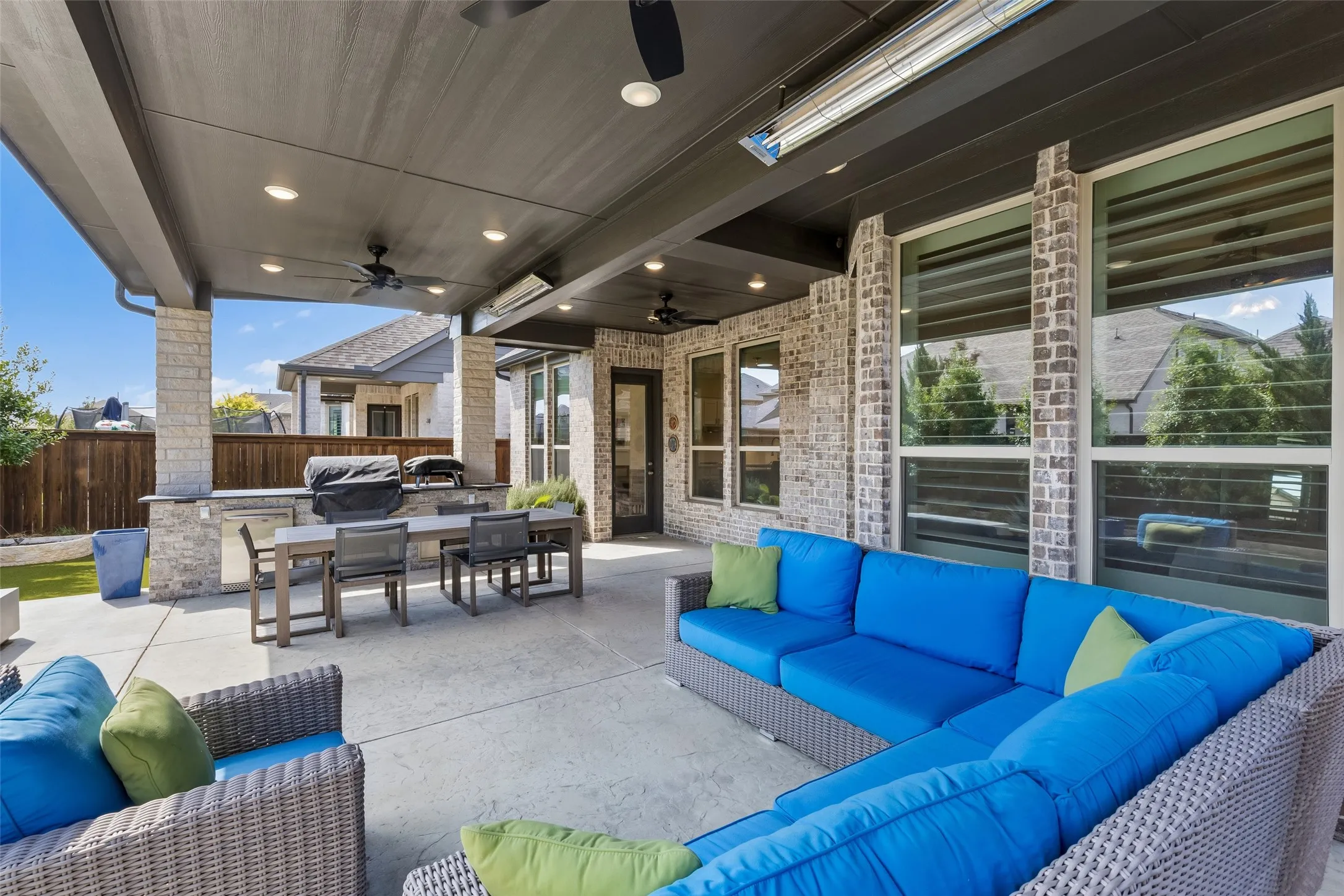 Single Family Residence For Sale in Collin County , 828 Harrington Lane, Celina, Texas 75009, 4 Bedroom, 4 Bathroom, 2 Garage spaces, 2,790 Sqft, built in 2020, mls#21383800, Real Estate Agent in Celina, Homes For Sale in Collin county, Homes For Sale in Celina, Realtor in Celina Texas, Real Estate Brokerage Independent Realty Texas, Luminita Cordes Realtor