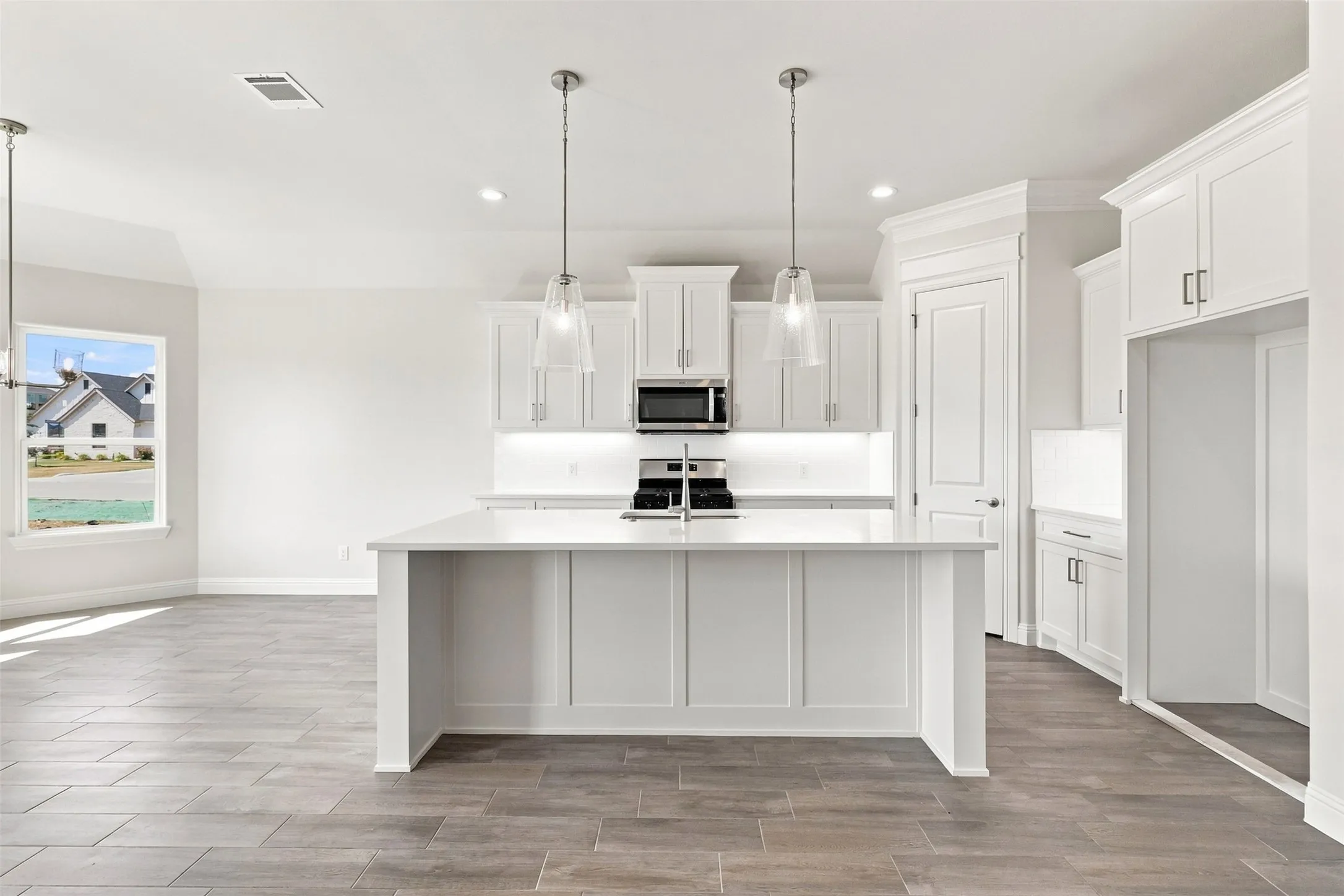 Single Family Residence For Sale in Johnson County , 11617 Birman Court, Godley, Texas 76044, 4 Bedroom, 2 Bathroom, 2 Garage spaces, 2,141 Sqft, built in 2026, mls#21377629, Real Estate Agent in Godley, Homes For Sale in Johnson county, Homes For Sale in Godley, Realtor in Godley Texas, Real Estate Brokerage Independent Realty Texas, Luminita Cordes Realtor