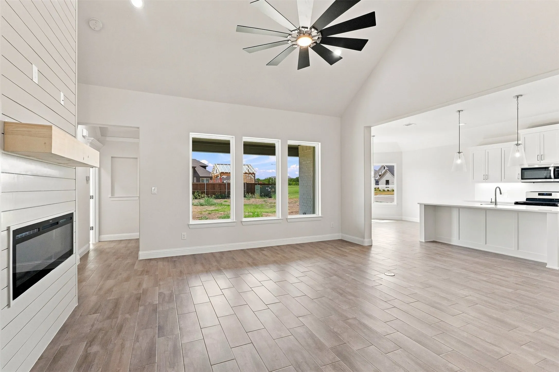 Single Family Residence For Sale in Johnson County , 11617 Birman Court, Godley, Texas 76044, 4 Bedroom, 2 Bathroom, 2 Garage spaces, 2,141 Sqft, built in 2026, mls#21377629, Real Estate Agent in Godley, Homes For Sale in Johnson county, Homes For Sale in Godley, Realtor in Godley Texas, Real Estate Brokerage Independent Realty Texas, Luminita Cordes Realtor