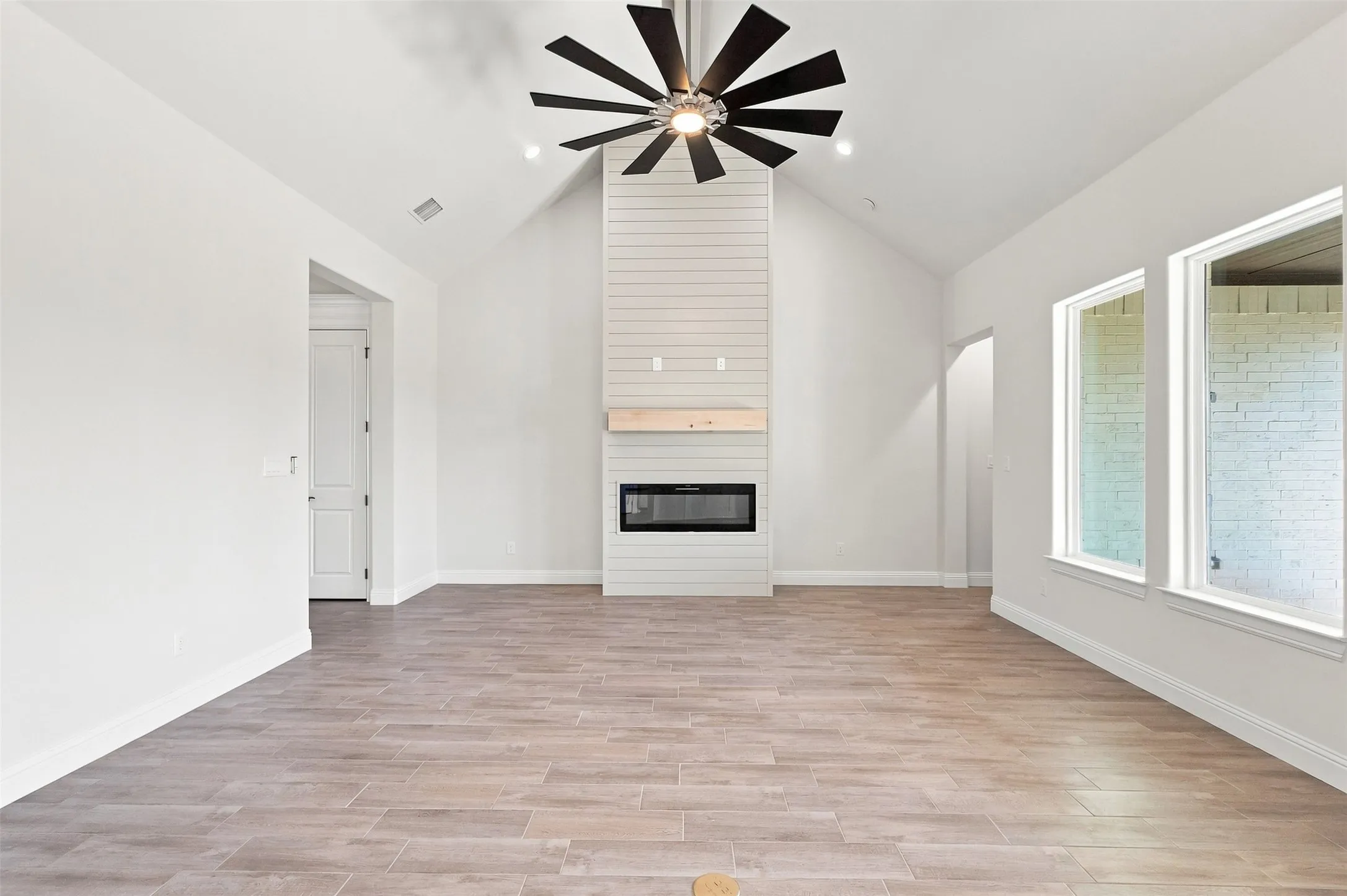 Single Family Residence For Sale in Johnson County , 11617 Birman Court, Godley, Texas 76044, 4 Bedroom, 2 Bathroom, 2 Garage spaces, 2,141 Sqft, built in 2026, mls#21377629, Real Estate Agent in Godley, Homes For Sale in Johnson county, Homes For Sale in Godley, Realtor in Godley Texas, Real Estate Brokerage Independent Realty Texas, Luminita Cordes Realtor