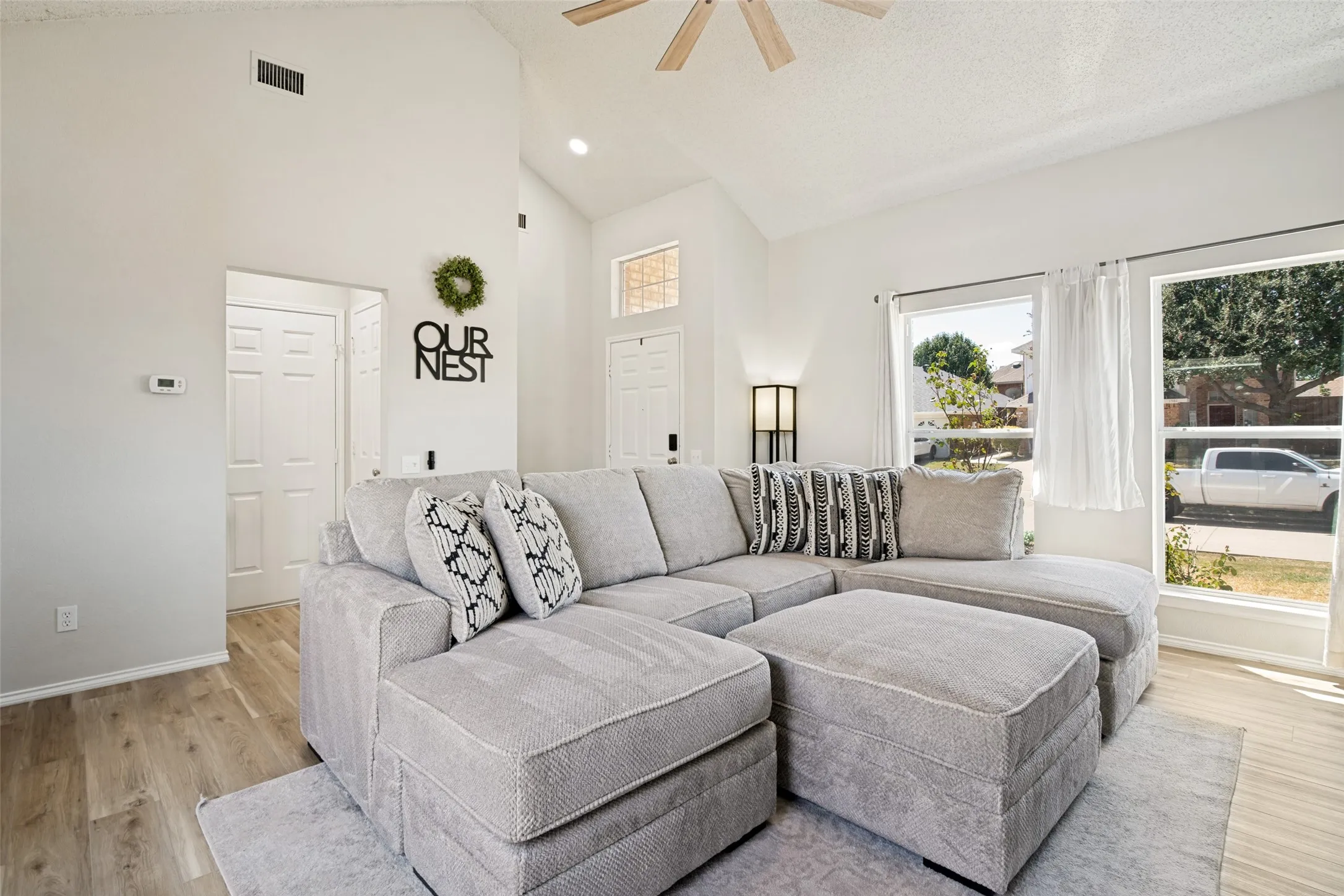 Single Family Residence For Sale in Dallas County , 1562 Shalfont Lane, Garland, Texas 75040, 3 Bedroom, 2 Bathroom, 2 Garage spaces, 1,206 Sqft, built in 1988, mls#21383239, Real Estate Agent in Garland, Homes For Sale in Dallas county, Homes For Sale in Garland, Realtor in Garland Texas, Real Estate Brokerage Independent Realty Texas, Luminita Cordes Realtor
