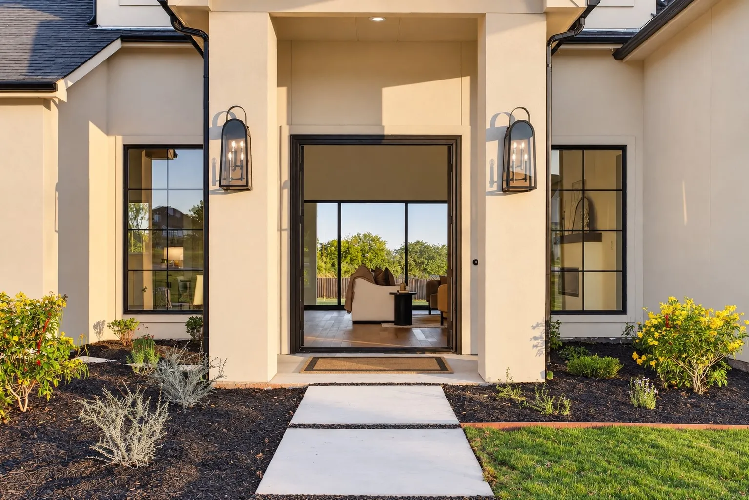 Welcoming entry via the double doors with views all the way THROUGH the house to the backyard. Let's go see!