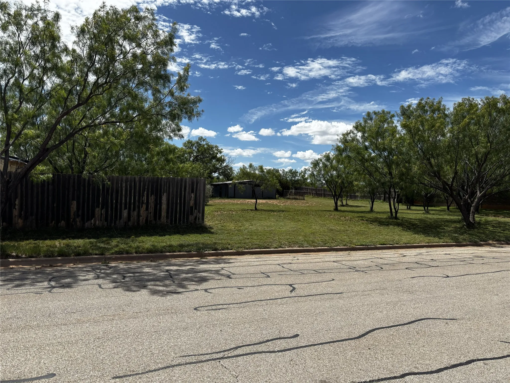 Unimproved Land For Sale in Taylor County , Lot 1, TBD Tuscany, Abilene, Texas 79606, 0, 0, Garage spaces, 0 Sqft, built in 0, mls#21384652, Real Estate Agent in Abilene, Homes For Sale in Taylor county, Homes For Sale in Abilene, Realtor in Abilene Texas, Real Estate Brokerage Independent Realty Texas, Luminita Cordes Realtor
