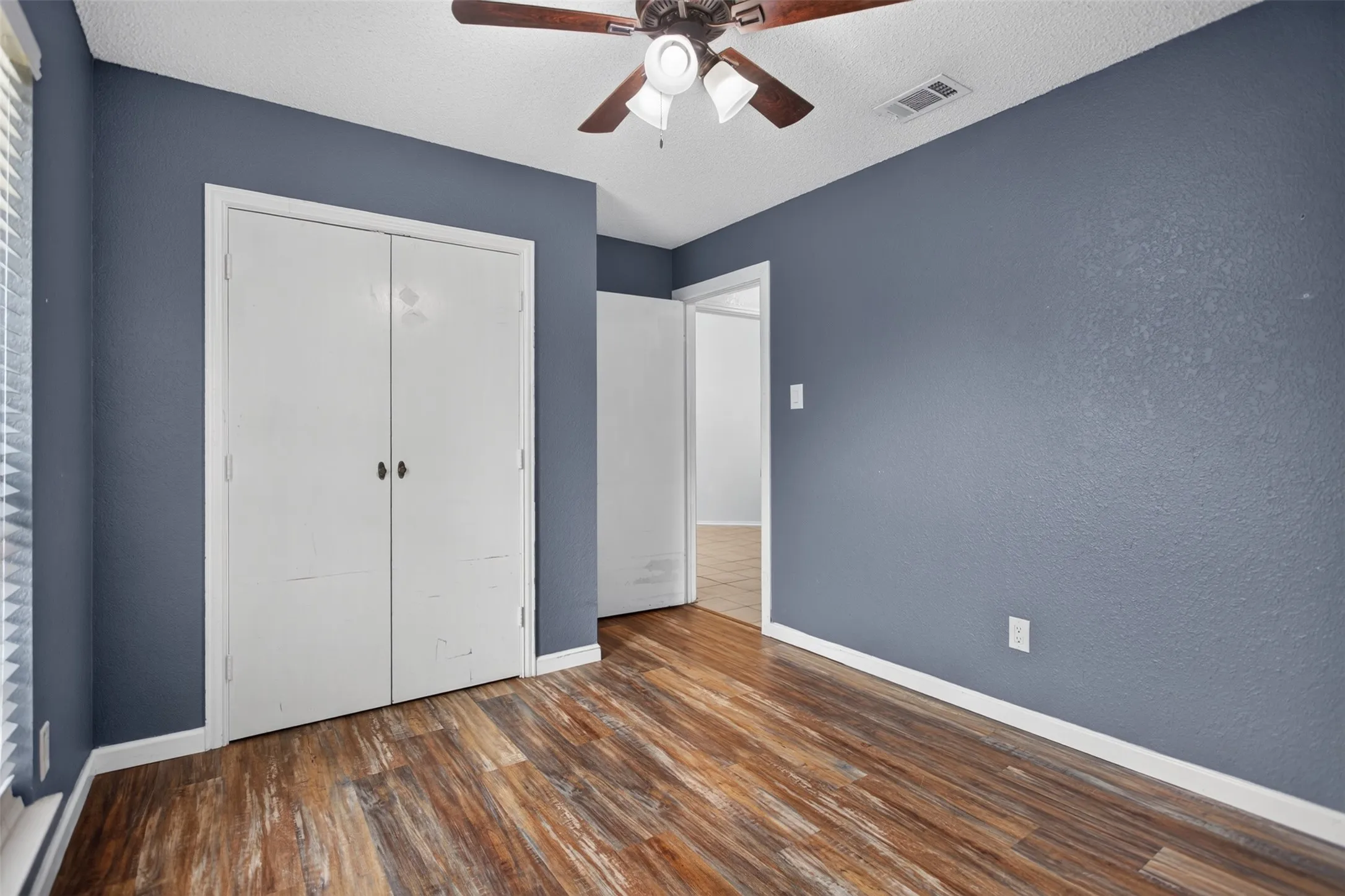 Single Family Residence For Sale in Dallas County , 7800 Bucknell Drive, Rowlett, Texas 75088, 3 Bedroom, 2 Bathroom, 2 Garage spaces, 1,398 Sqft, built in 1986, mls#21373007, Real Estate Agent in Rowlett, Homes For Sale in Dallas county, Homes For Sale in Rowlett, Realtor in Rowlett Texas, Real Estate Brokerage Independent Realty Texas, Luminita Cordes Realtor