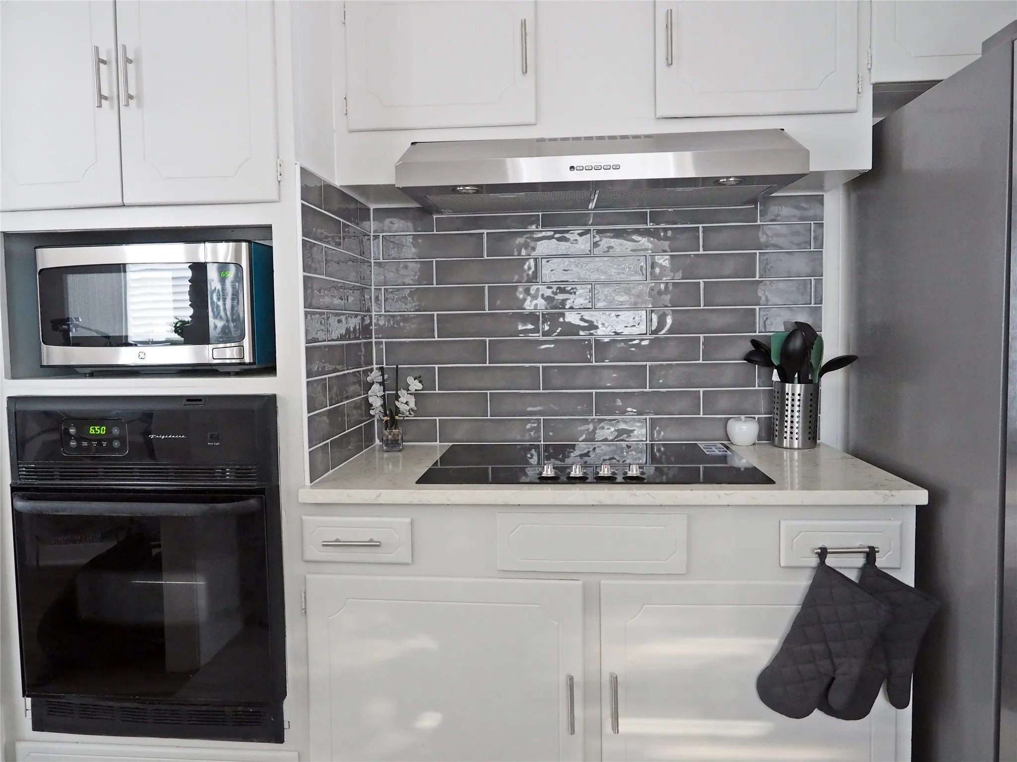 Single Family Residence For Rent in Dallas County , 1135 Holly Glen Circle, Dallas, Texas 75232, 3 Bedroom, 2 Bathroom, Garage spaces, 1,707 Sqft, built in 1960, mls#21384637, Real Estate Agent in Dallas, Homes For Rent in Dallas county, Homes For Rent in Dallas, Realtor in Dallas Texas, Real Estate Brokerage Independent Realty Texas, Luminita Cordes Realtor
