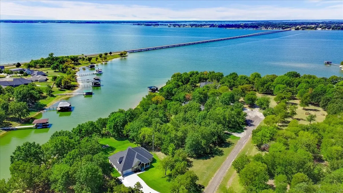 Unimproved Land For Sale in Navarro County , TBD Lot 27 Embarcadero, Kerens, Texas 75144, 0, 0, Garage spaces, 0 Sqft, built in 0, mls#21384464, Real Estate Agent in Kerens, Homes For Sale in Navarro county, Homes For Sale in Kerens, Realtor in Kerens Texas, Real Estate Brokerage Independent Realty Texas, Luminita Cordes Realtor