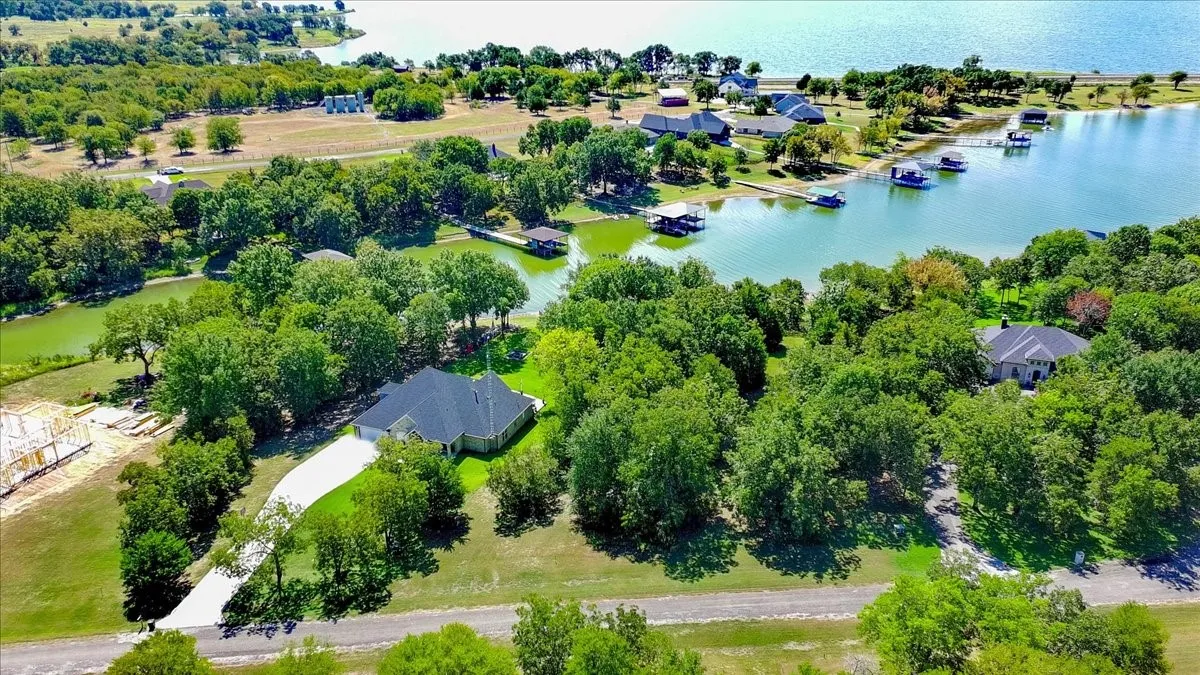 Unimproved Land For Sale in Navarro County , TBD Lot 27 Embarcadero, Kerens, Texas 75144, 0, 0, Garage spaces, 0 Sqft, built in 0, mls#21384464, Real Estate Agent in Kerens, Homes For Sale in Navarro county, Homes For Sale in Kerens, Realtor in Kerens Texas, Real Estate Brokerage Independent Realty Texas, Luminita Cordes Realtor
