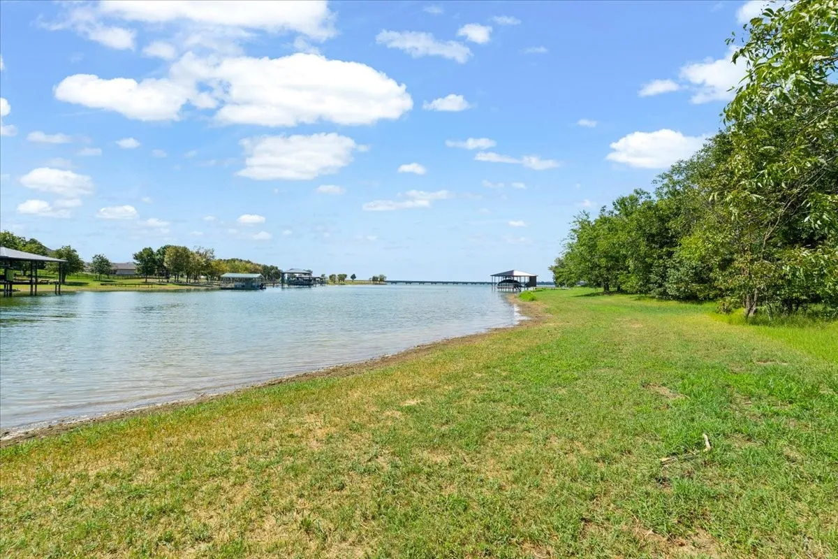 Unimproved Land For Sale in Navarro County , TBD Lot 27 Embarcadero, Kerens, Texas 75144, 0, 0, Garage spaces, 0 Sqft, built in 0, mls#21384464, Real Estate Agent in Kerens, Homes For Sale in Navarro county, Homes For Sale in Kerens, Realtor in Kerens Texas, Real Estate Brokerage Independent Realty Texas, Luminita Cordes Realtor