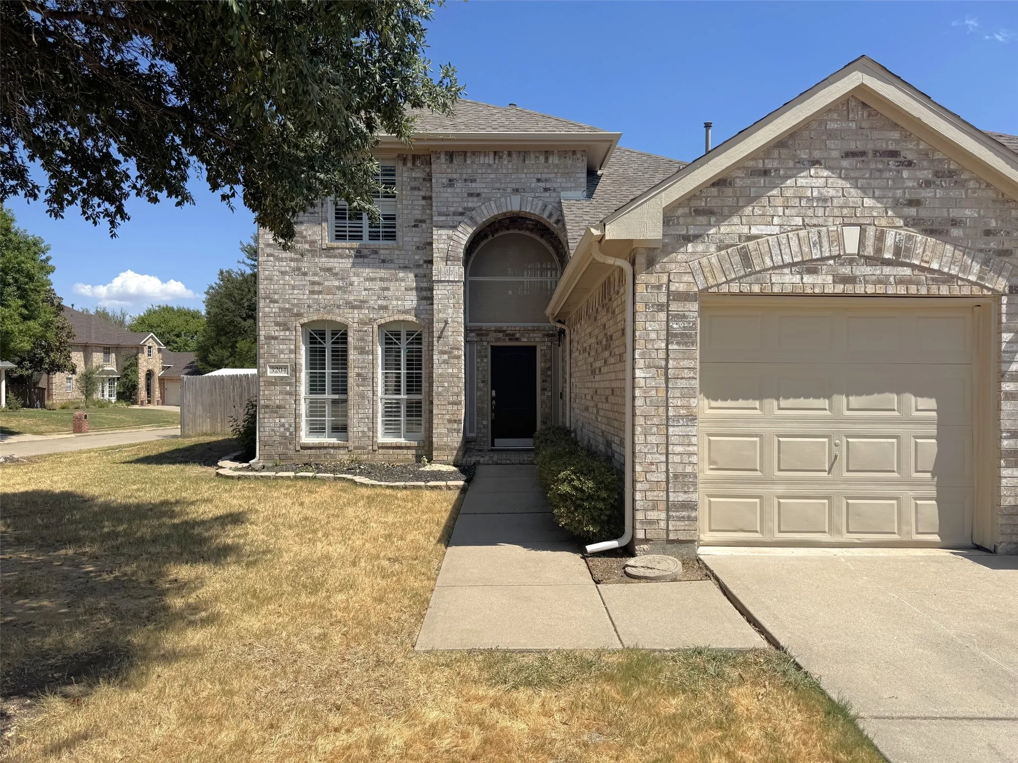 Single Family Residence For Rent in Denton County , 3204 Windridge Lane, Corinth, Texas 76208, 4 Bedroom, 3 Bathroom, 2 Garage spaces, 2,195 Sqft, built in 1999, mls#21382916, Real Estate Agent in Corinth, Homes For Rent in Denton county, Homes For Rent in Corinth, Realtor in Corinth Texas, Real Estate Brokerage Independent Realty Texas, Luminita Cordes Realtor