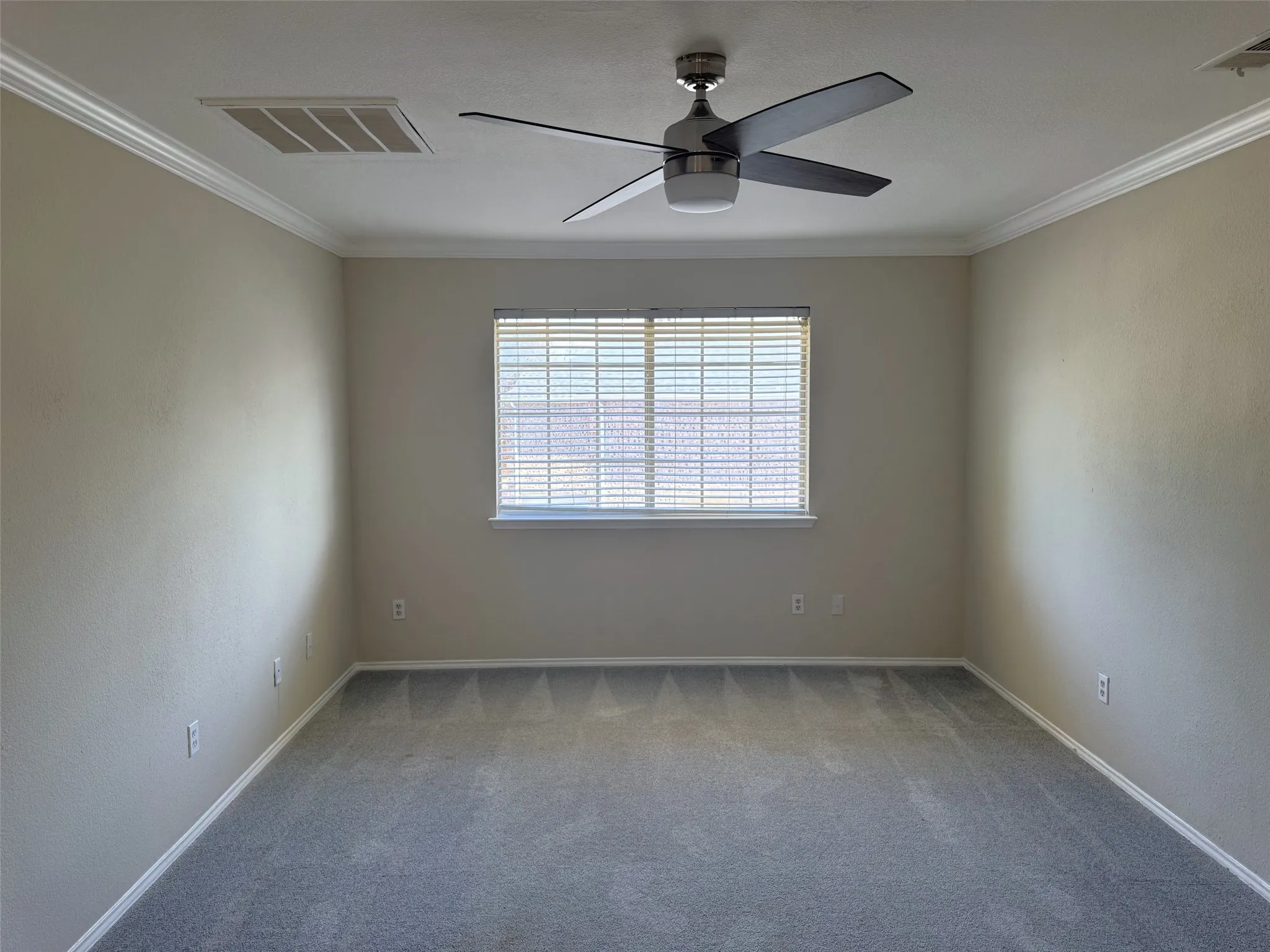 Single Family Residence For Rent in Denton County , 3204 Windridge Lane, Corinth, Texas 76208, 4 Bedroom, 3 Bathroom, 2 Garage spaces, 2,195 Sqft, built in 1999, mls#21382916, Real Estate Agent in Corinth, Homes For Rent in Denton county, Homes For Rent in Corinth, Realtor in Corinth Texas, Real Estate Brokerage Independent Realty Texas, Luminita Cordes Realtor