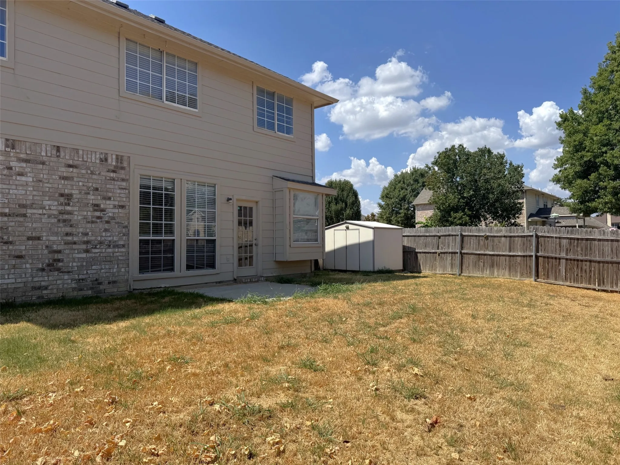 Single Family Residence For Rent in Denton County , 3204 Windridge Lane, Corinth, Texas 76208, 4 Bedroom, 3 Bathroom, 2 Garage spaces, 2,195 Sqft, built in 1999, mls#21382916, Real Estate Agent in Corinth, Homes For Rent in Denton county, Homes For Rent in Corinth, Realtor in Corinth Texas, Real Estate Brokerage Independent Realty Texas, Luminita Cordes Realtor