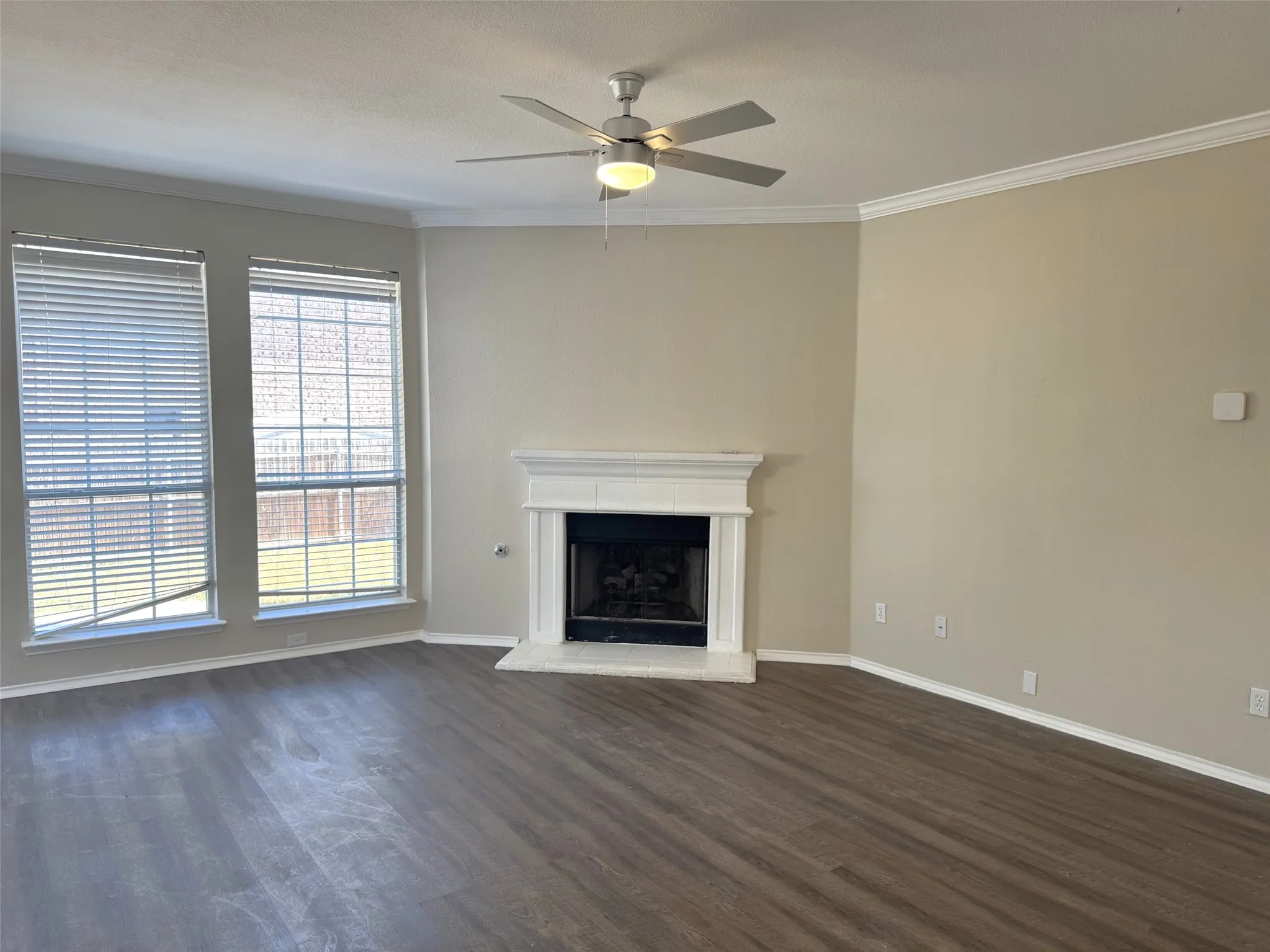 Single Family Residence For Rent in Denton County , 3204 Windridge Lane, Corinth, Texas 76208, 4 Bedroom, 3 Bathroom, 2 Garage spaces, 2,195 Sqft, built in 1999, mls#21382916, Real Estate Agent in Corinth, Homes For Rent in Denton county, Homes For Rent in Corinth, Realtor in Corinth Texas, Real Estate Brokerage Independent Realty Texas, Luminita Cordes Realtor
